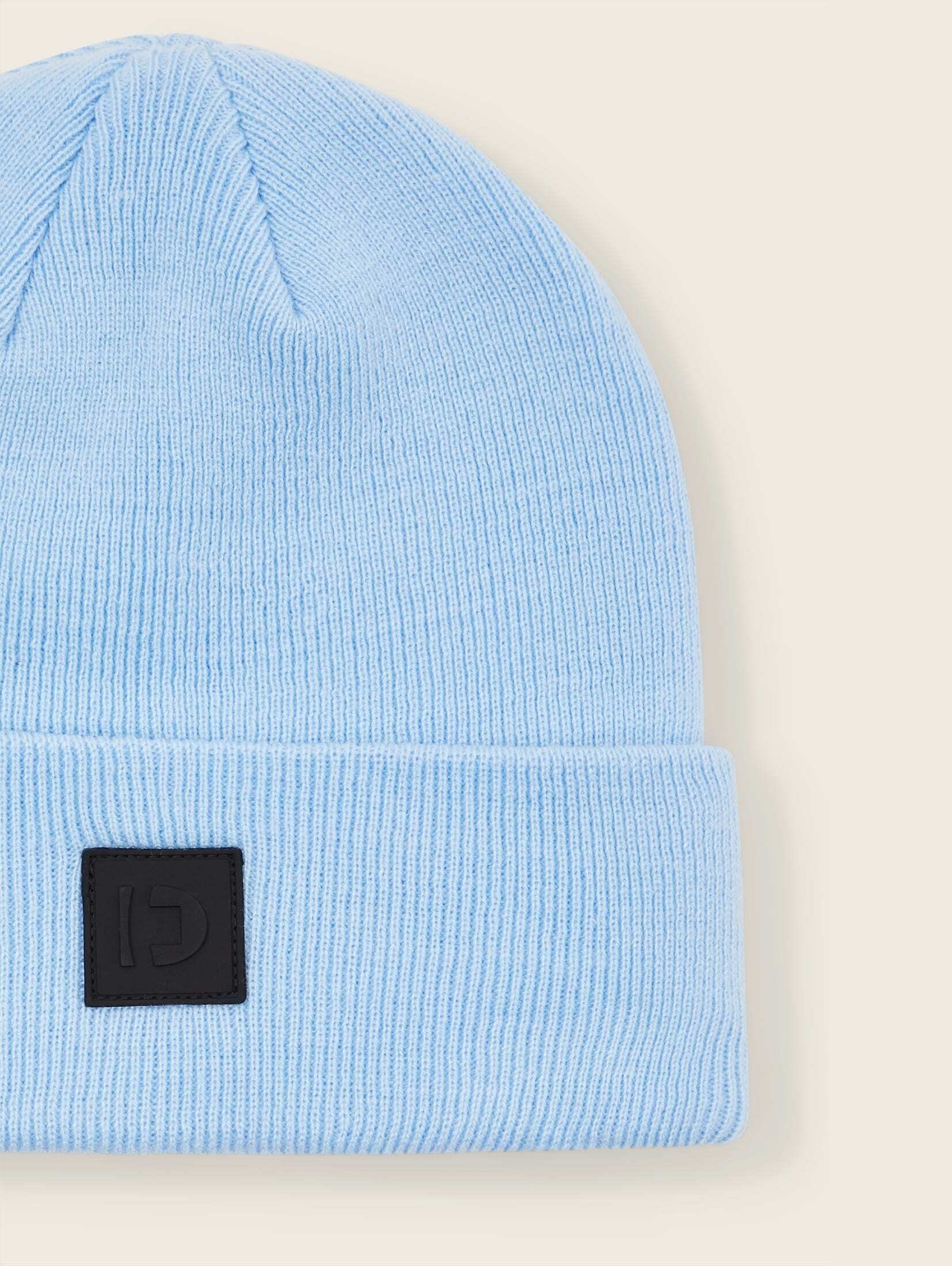 TOM TAILOR recyceltem Beanie Denim Beanie Basic Polyacrylic mit blue washed out middle