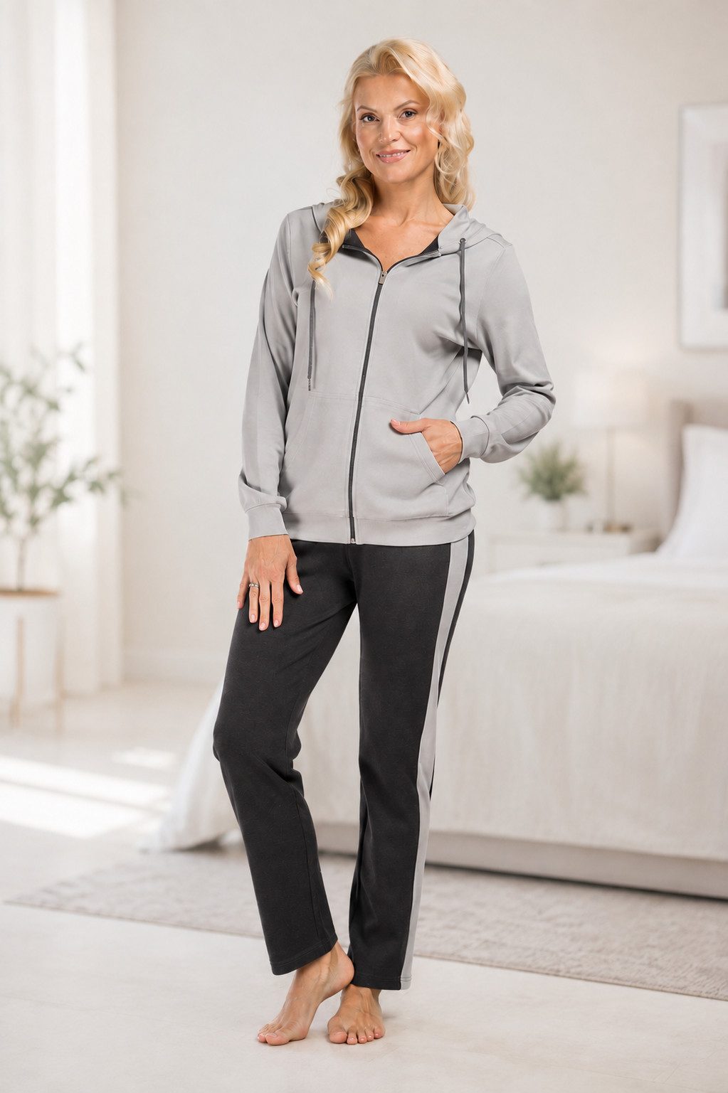 Consult-Tex Hausanzug Damen Hausanzug Homewear Suit DW100 (Spar-Set) Mit Reißverschluß