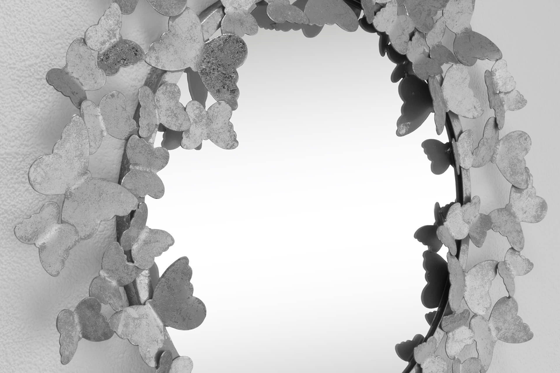 KUNSTLOFT Wandspiegel Schmetterlingsflug cm, 63x63x4 handgefertigter aus Metall Deko-Spiegel