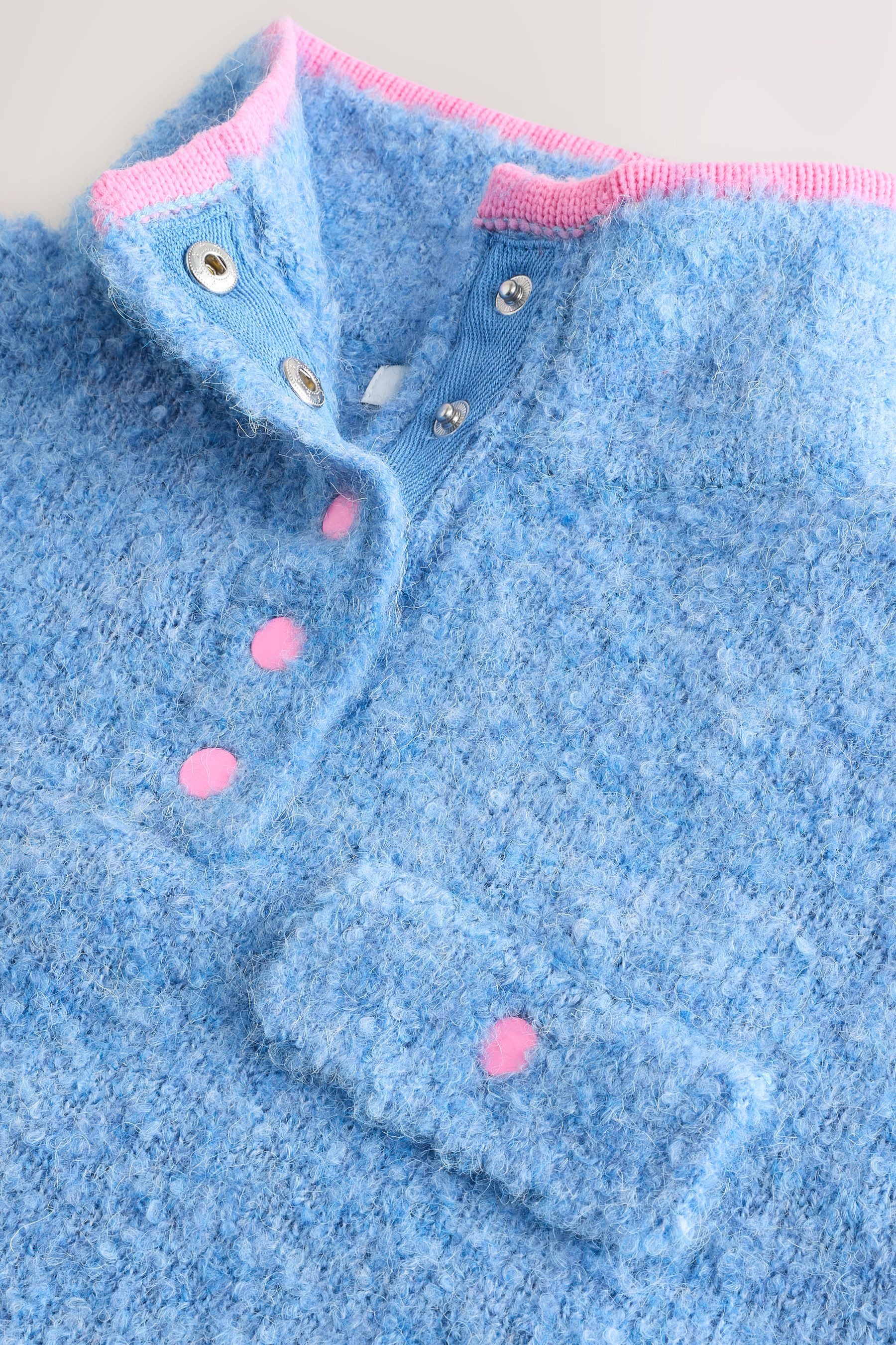 Next Strickpullover Bouclé-Pullover mit Stehkragen und Tasche (1-tlg)