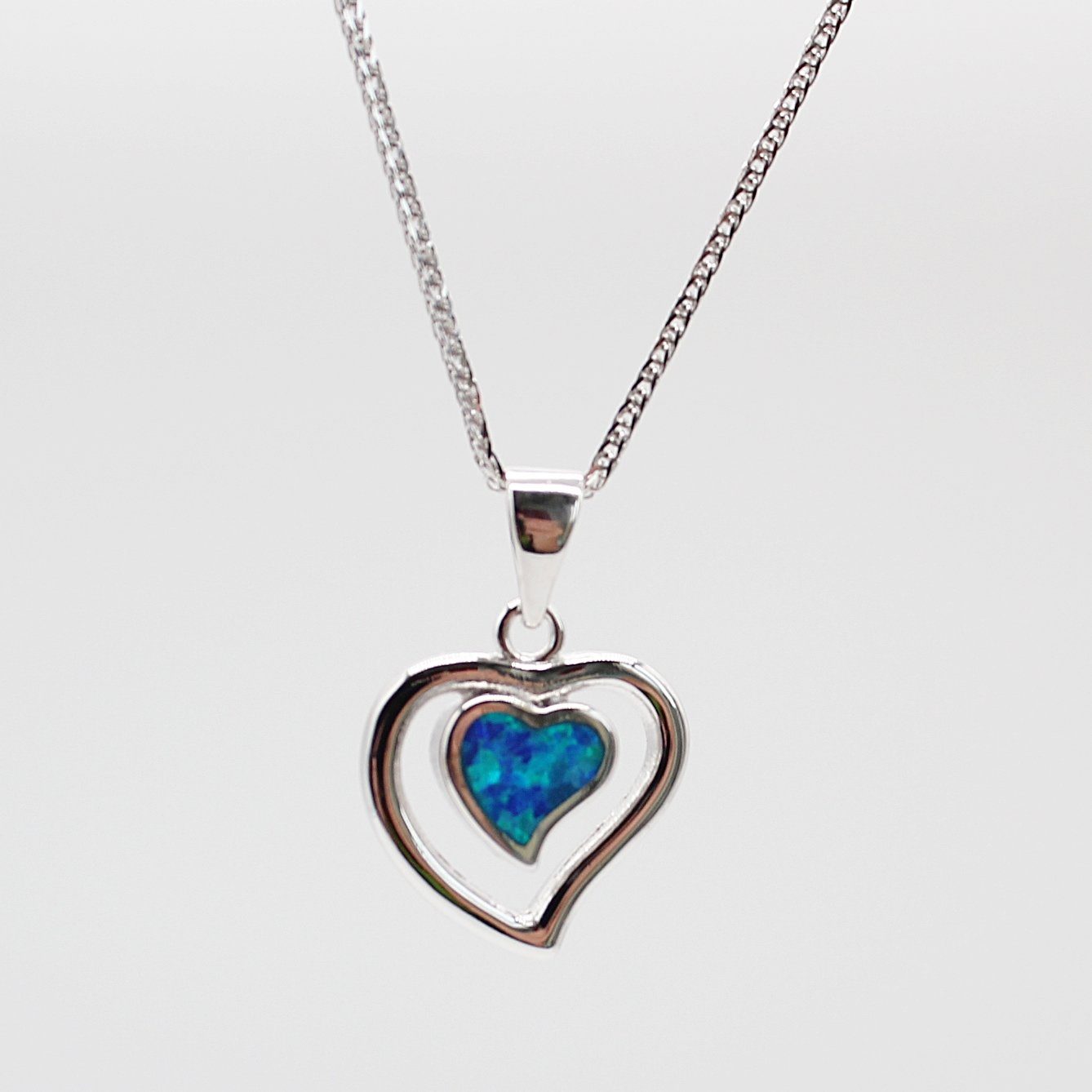 ELLAWIL Silberkette Kette mit blauen Herz Anhänger Damen Zirkonia Halskette Mädchen türkis (Kettenlänge 45 cm, Sterling Silber 925), inklusive Geschenkschachtel