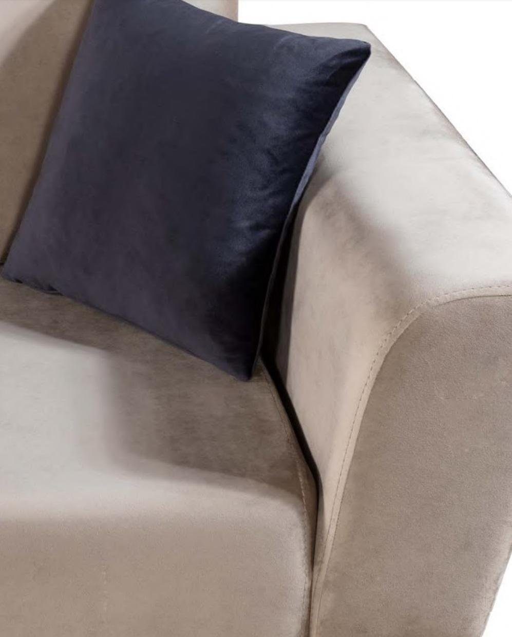Sofa Wohnzimmer Couch Couchen Dreisitzer JVmoebel Samt Beige Elegante Sofa Sitzmöbel