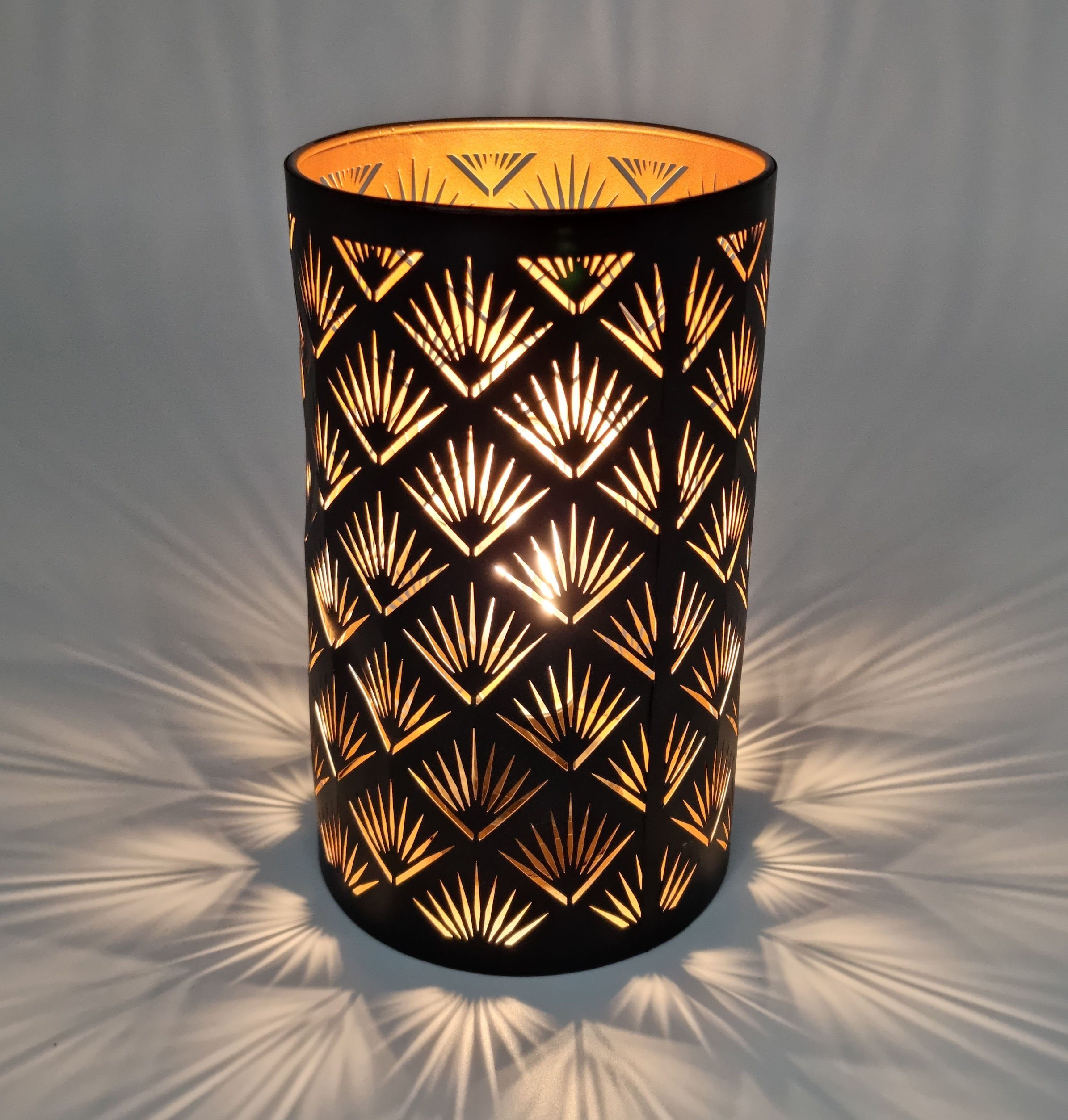 LED Dekolicht LED Metall Tischlampe mit 3D Effekt - 20 x 12 cm