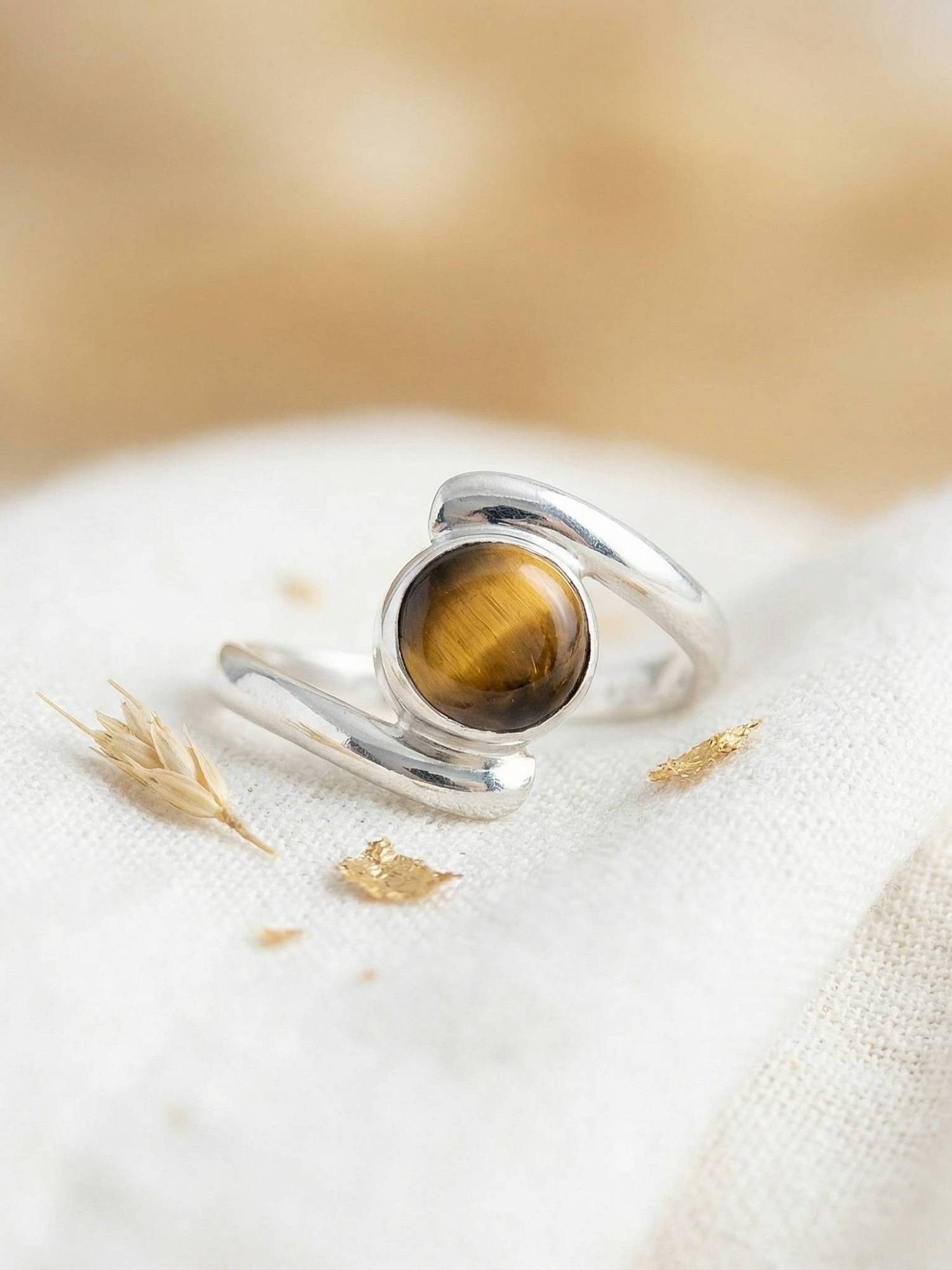 mantraroma Silberring SAMAYA aus 925 Silber mit Tigerauge (Ring mit Schmuckbeutel), Damenring aus 925er Silber