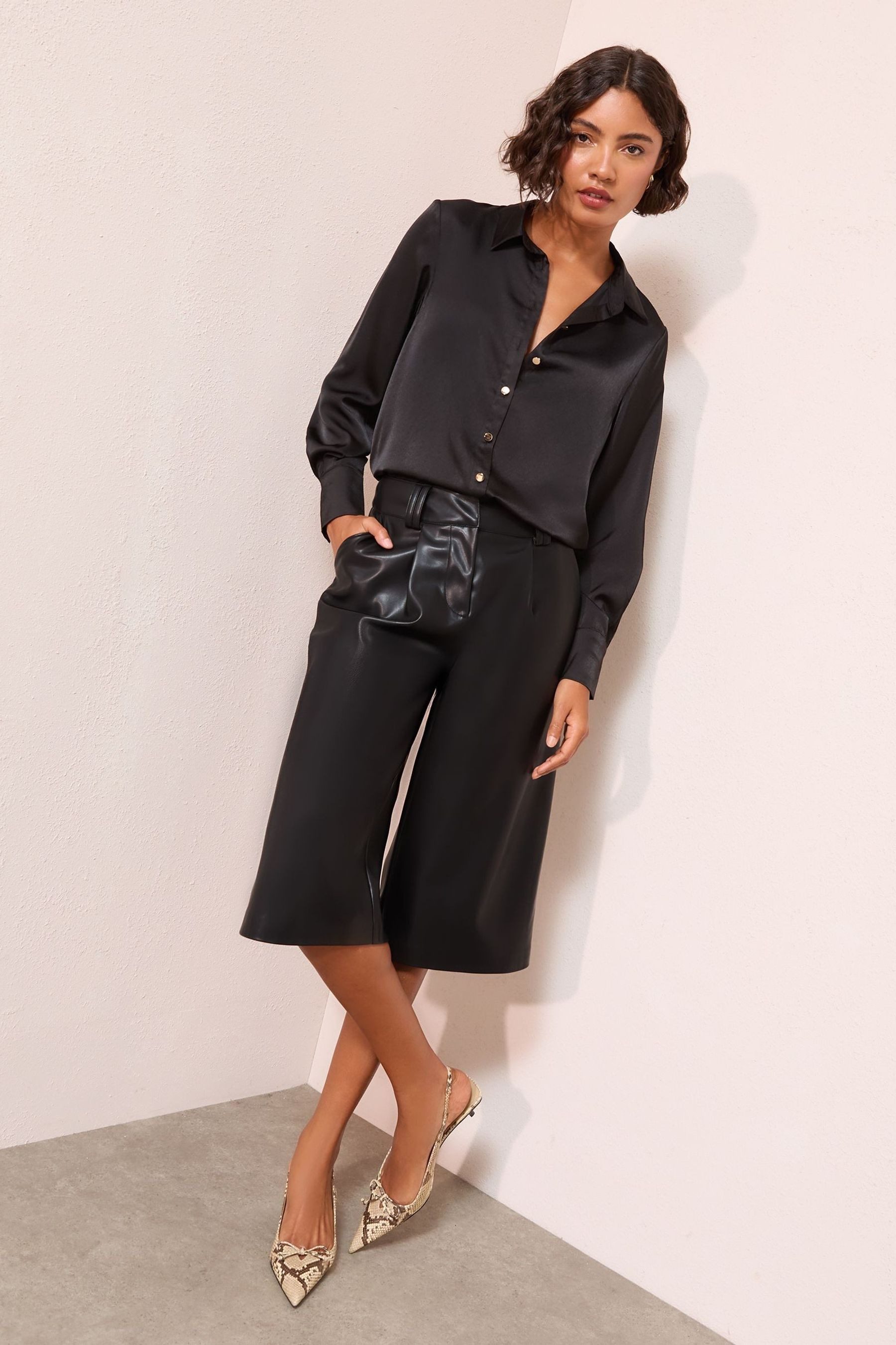 Friends Like These Hemdbluse Friends Like These Durchgeknöpfte Satinbluse (1-tlg)