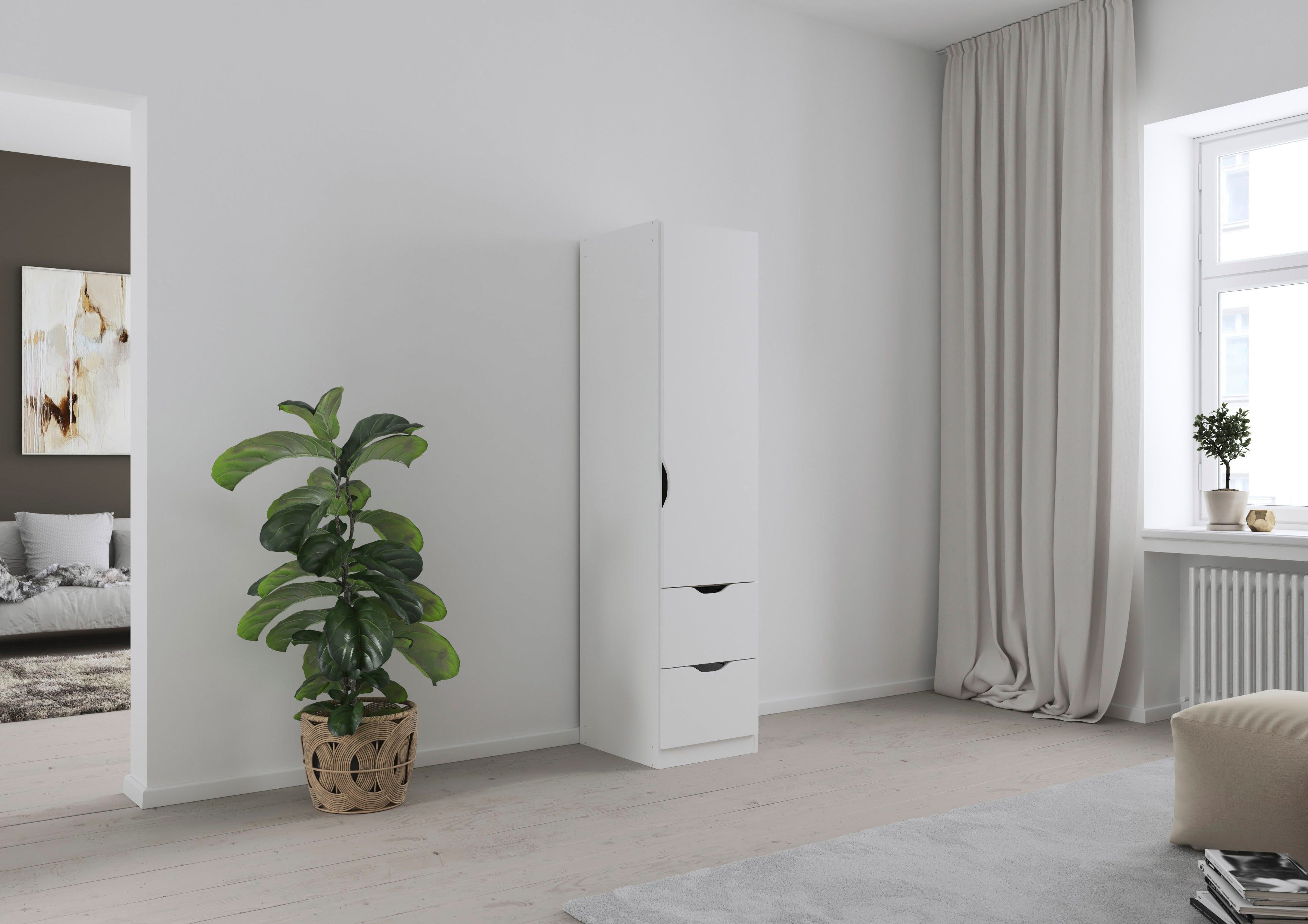 rauch Kleiderschrank Freiham mit Griffmulden und Schubkästen