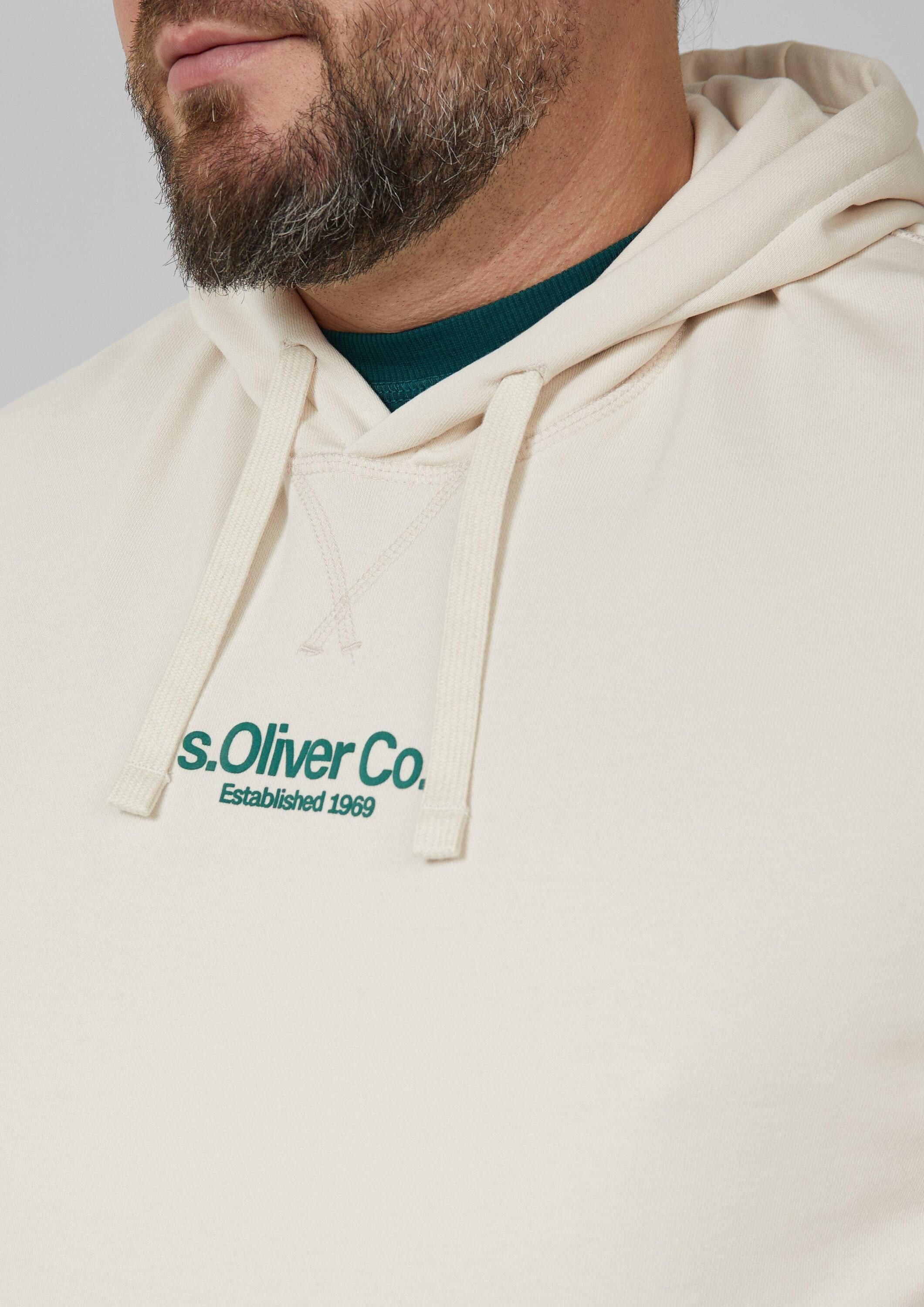 s.Oliver Sweatshirt Sweatshirt Kapuzenpullover aus Baumwollmix mit Logo-Print