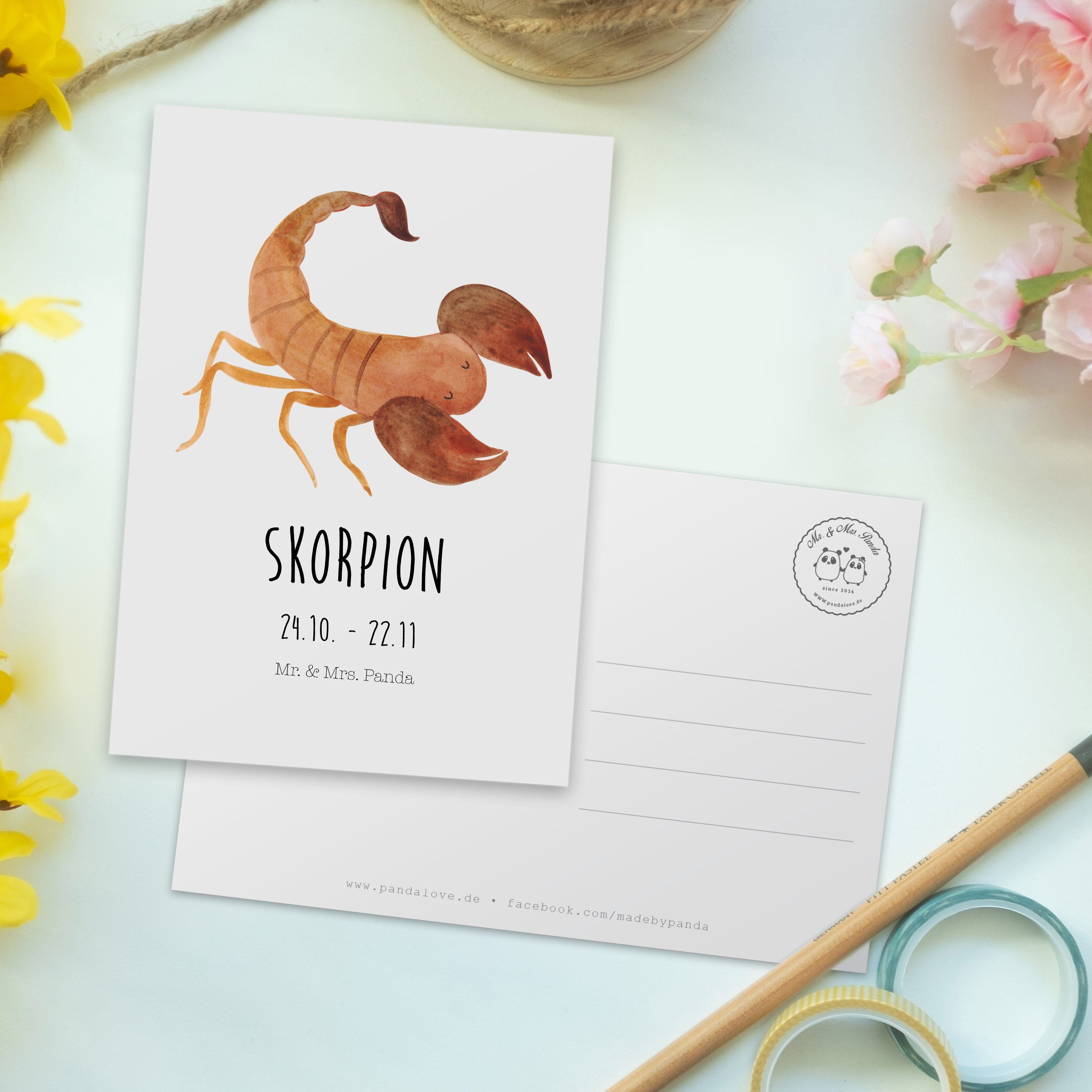 Sternzeichen Mrs. Geburtstagskarte, Mr. Panda Skorpion Classic & Postkarte - - Geschenk, Da Weiß