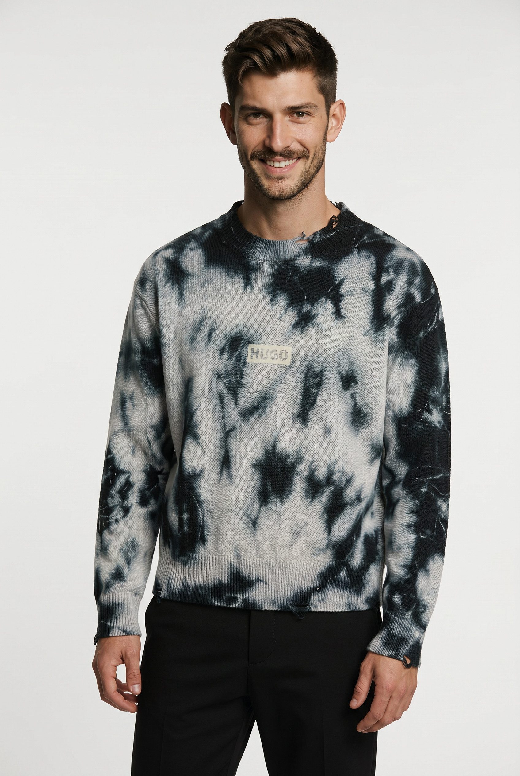 HUGO Strickpullover Batik-Effekt, Oversized Fit, gedrucktes HUGO-Logo