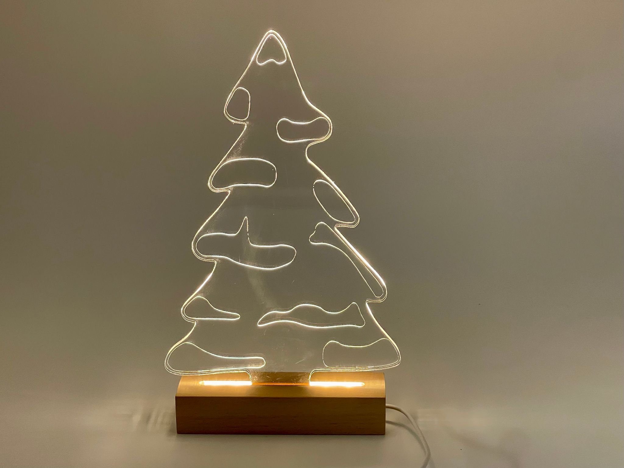 Kahyko Weihnachtsfigur, Weihnachtslicht - Weihnachtsbaum Beleuchtung modern mit dezenter Acrylglas USB-Netzteil und aus