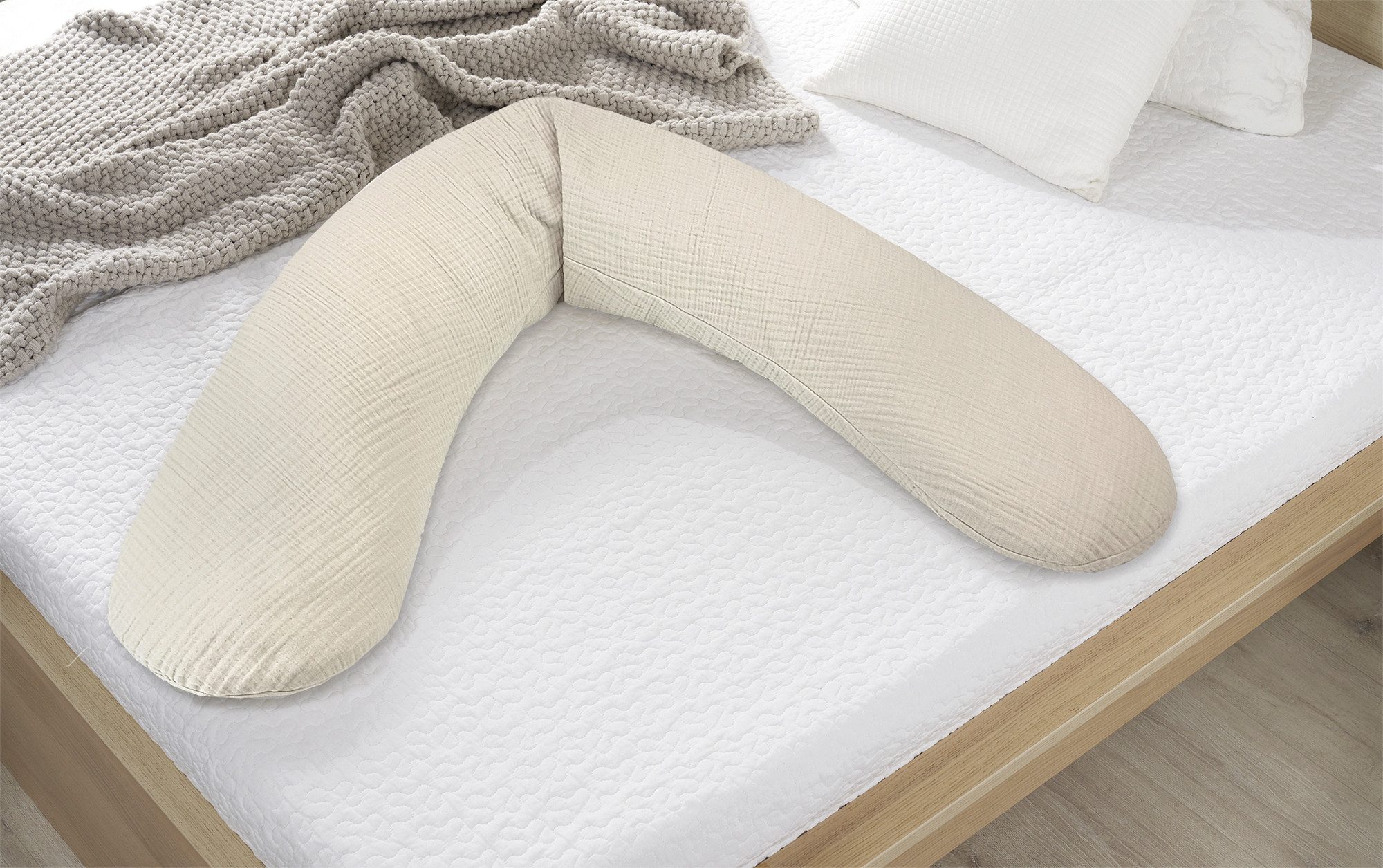 Theraline Stillkissen Das Original Stillkissen inkl. Bezug Musselin Sandbeige
