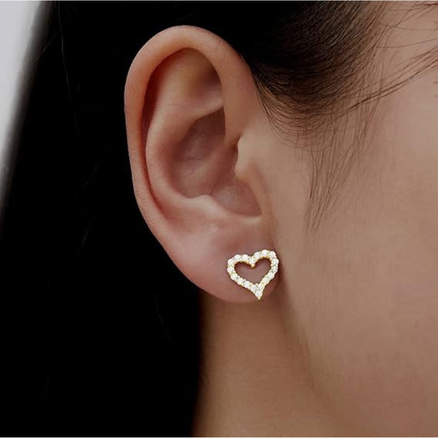 Lisandra Scott Ohrstecker-Set Damen Ohrstecker 925 Silber Herz mit Zirkonia Steinen für Frauen, Romantik zum Tragen – Hochwertige Herz-Ohrringe für den Alltag