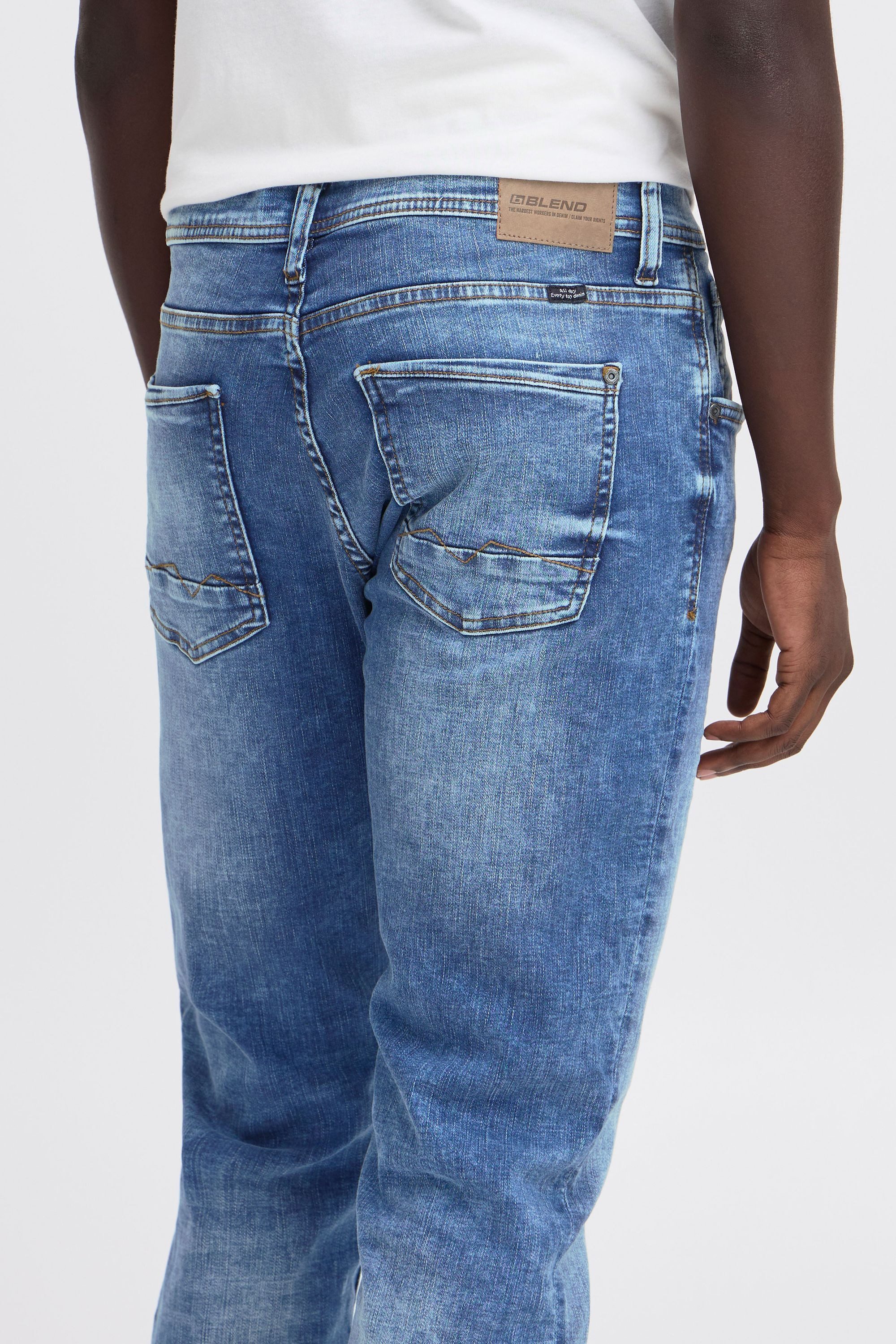 Blend 5-Pocket-Hose BHTwister Jeanshose mit normalem Bund und schmalem Bein - Twister Fit