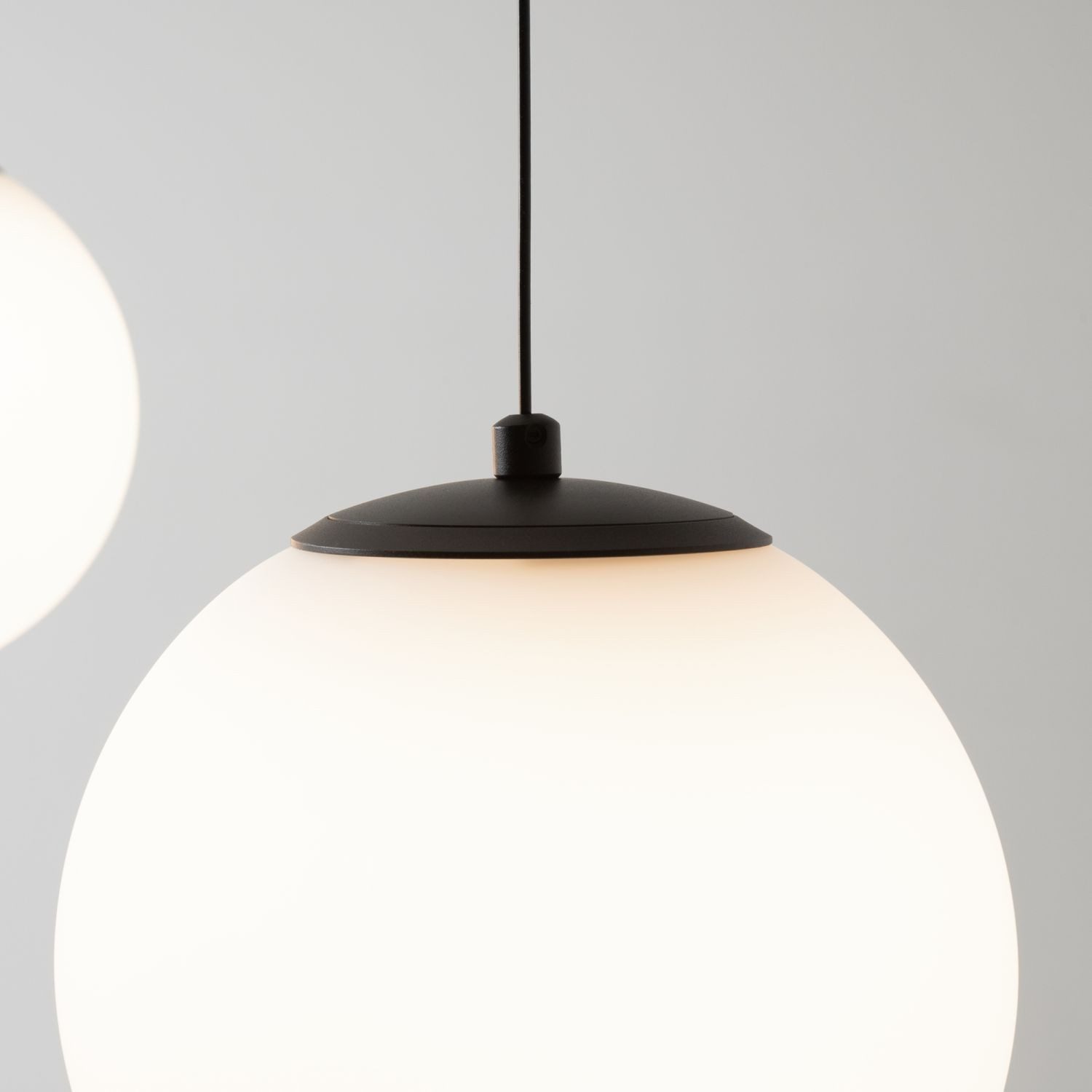 Licht-Erlebnisse Pendelleuchte BRIVO, LED fest integriert, Warmweiß, LED Glas Metall 3000 K warmweiß 1700 lm 20 cm breit H: max. 300 cm – Bild 3 von 5