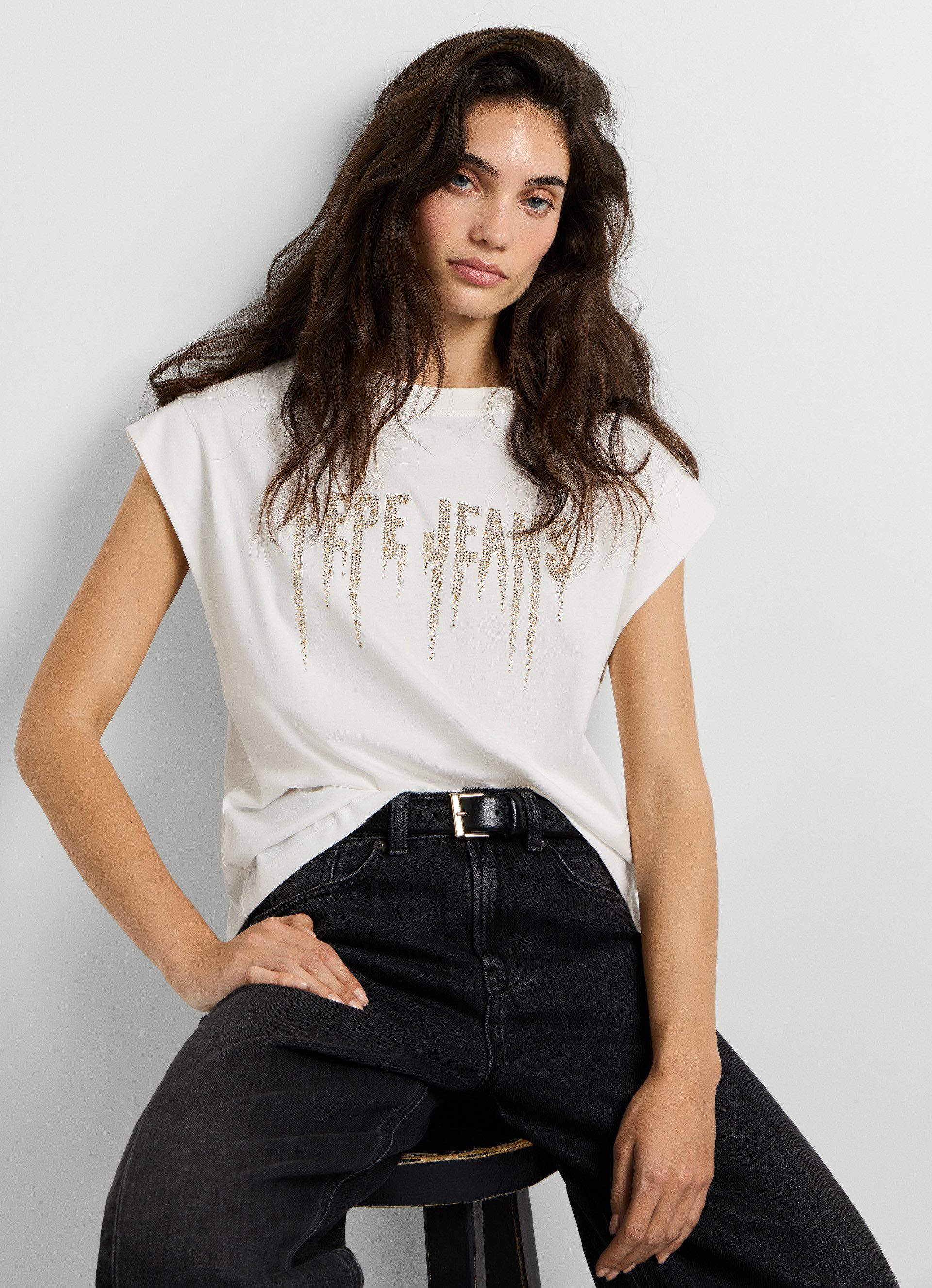 Pepe Jeans Kurzarmshirt CARINA mit Nietenbesatz, Rundhals