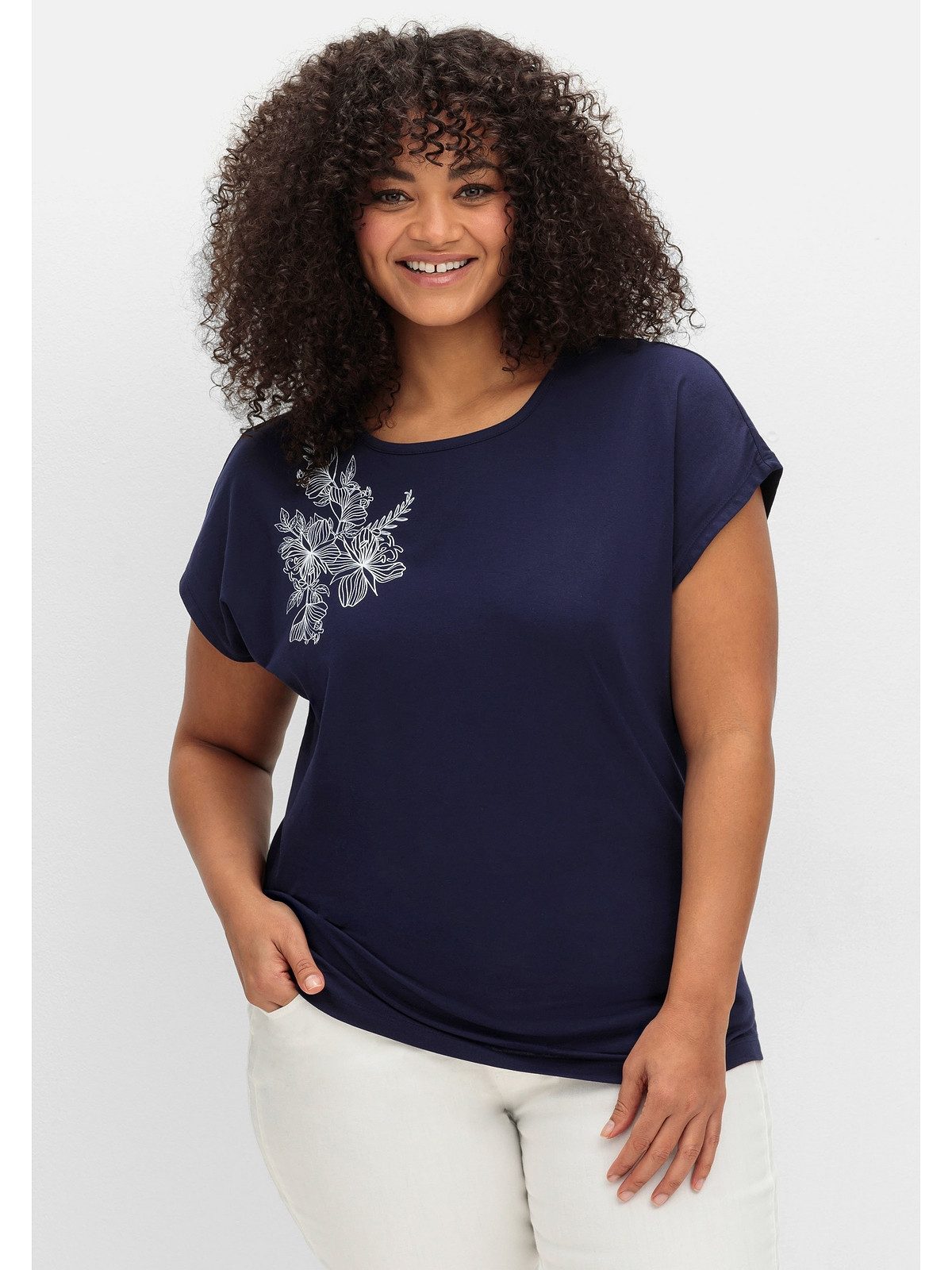 Sheego Rundhalsshirt Große Größen mit Blumenprint