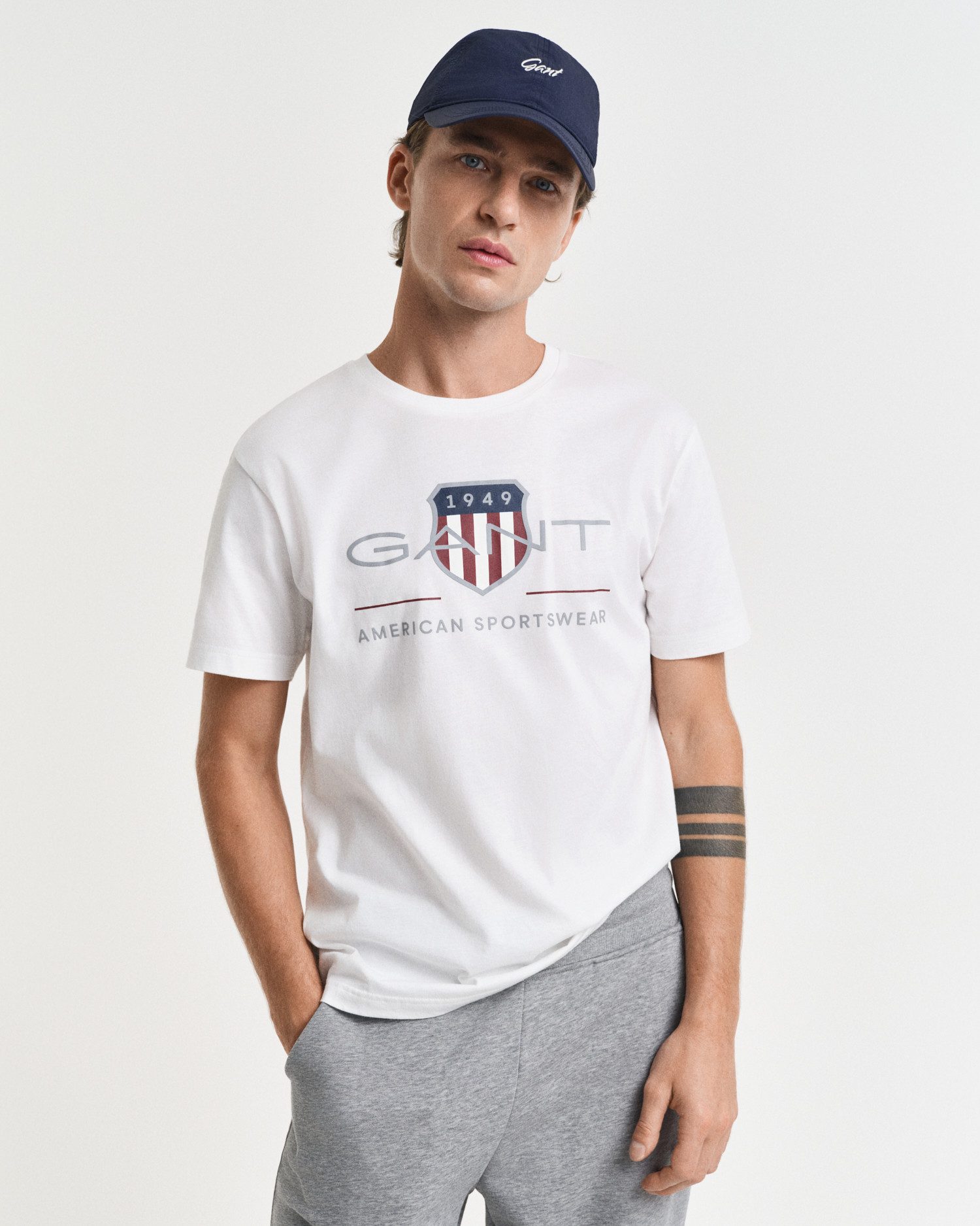 Gant T-Shirt REG ARCHIVE SHIELD SS T-SHIRT mit Logodruck auf der Brust