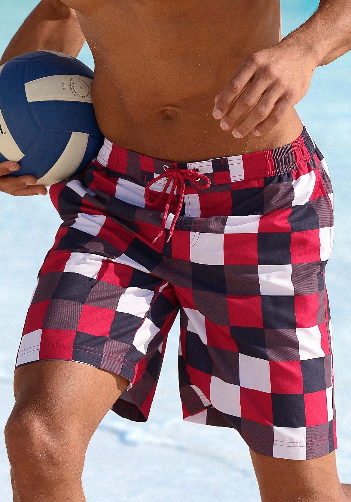 Buffalo Badeshorts im trendigen Karo-Design – Bild 2 von 5