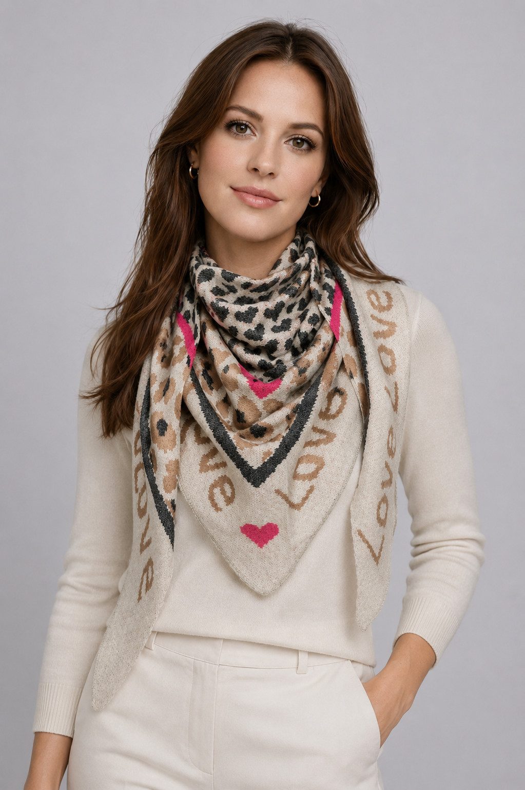 ITALY VIBES Dreieckstuch BOUCLE-SCHAL LOVE - modischer Schal - weich - Strickschal, - ONE SIZE mit beidseitigem Druck