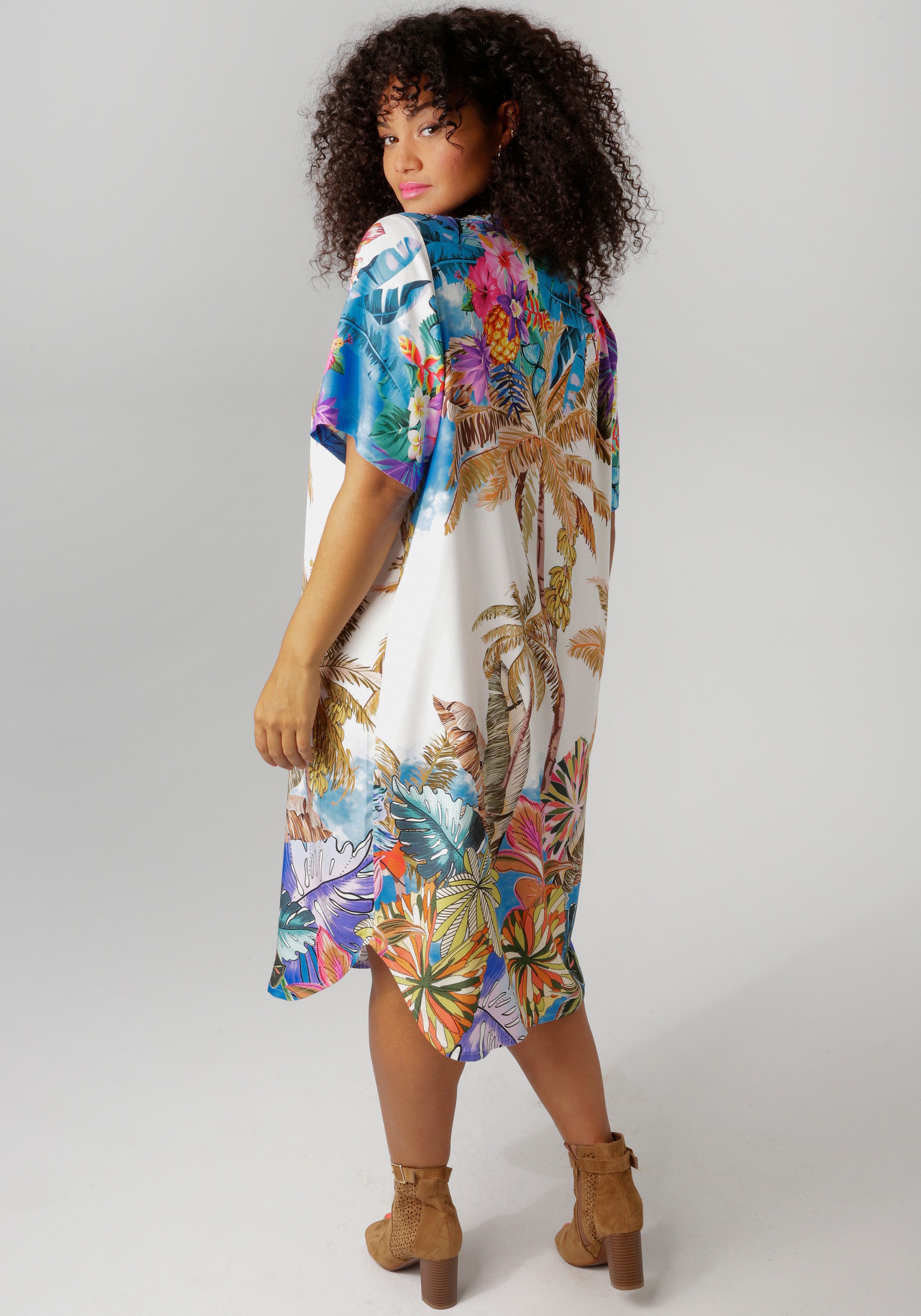 Aniston PLUS Blusenkleid mit farbenfrohem, großflächigem Palmendruck