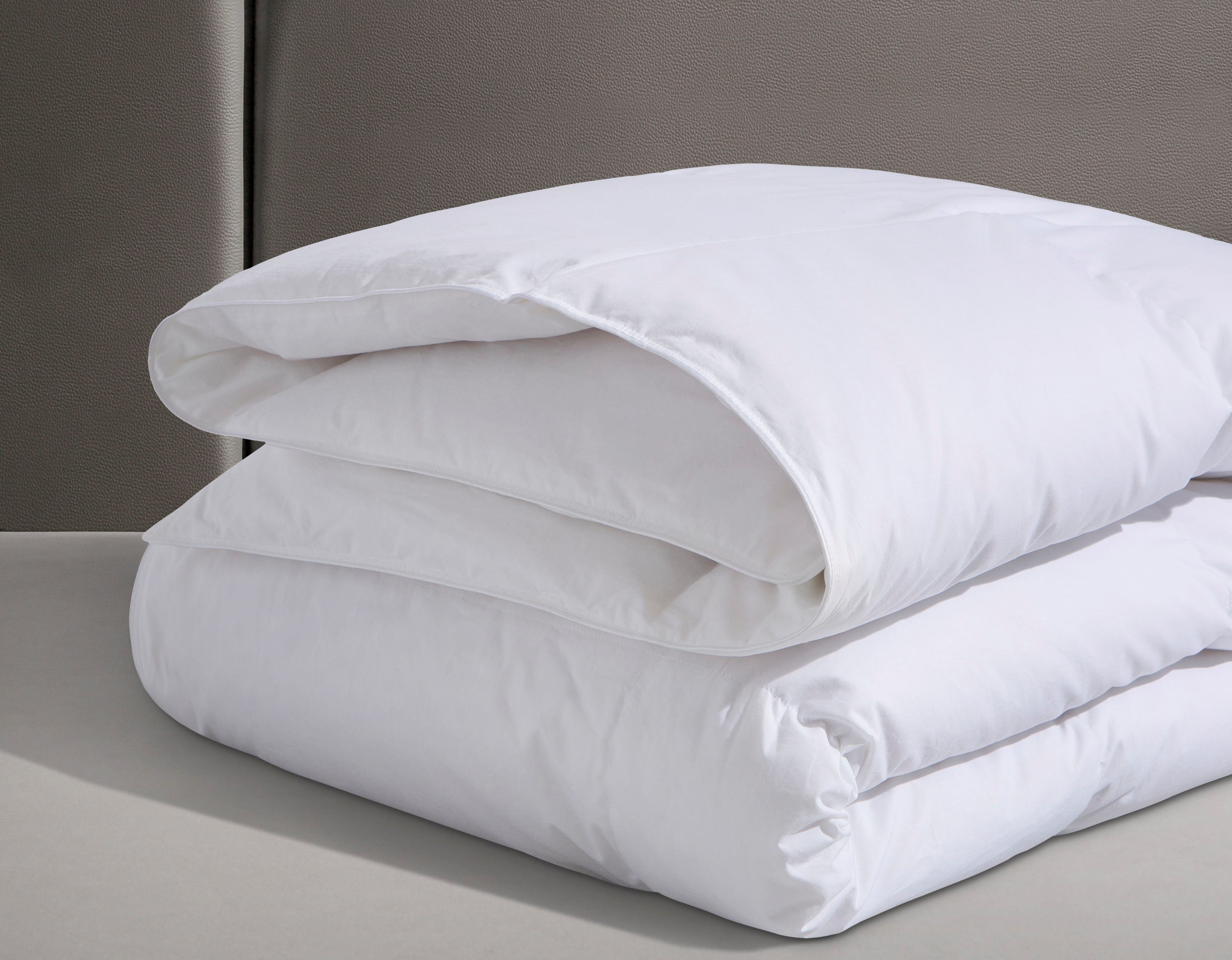 OTTO home Daunenbettdecke Loftet, Bettdecke 135x200, 155x220 cm und weitere Größen, Füllung: 90% Daunen, 10% Federn, Bezug: 100% Baumwolle, Bettdecken, Sommer,  – Bild 5 von 5