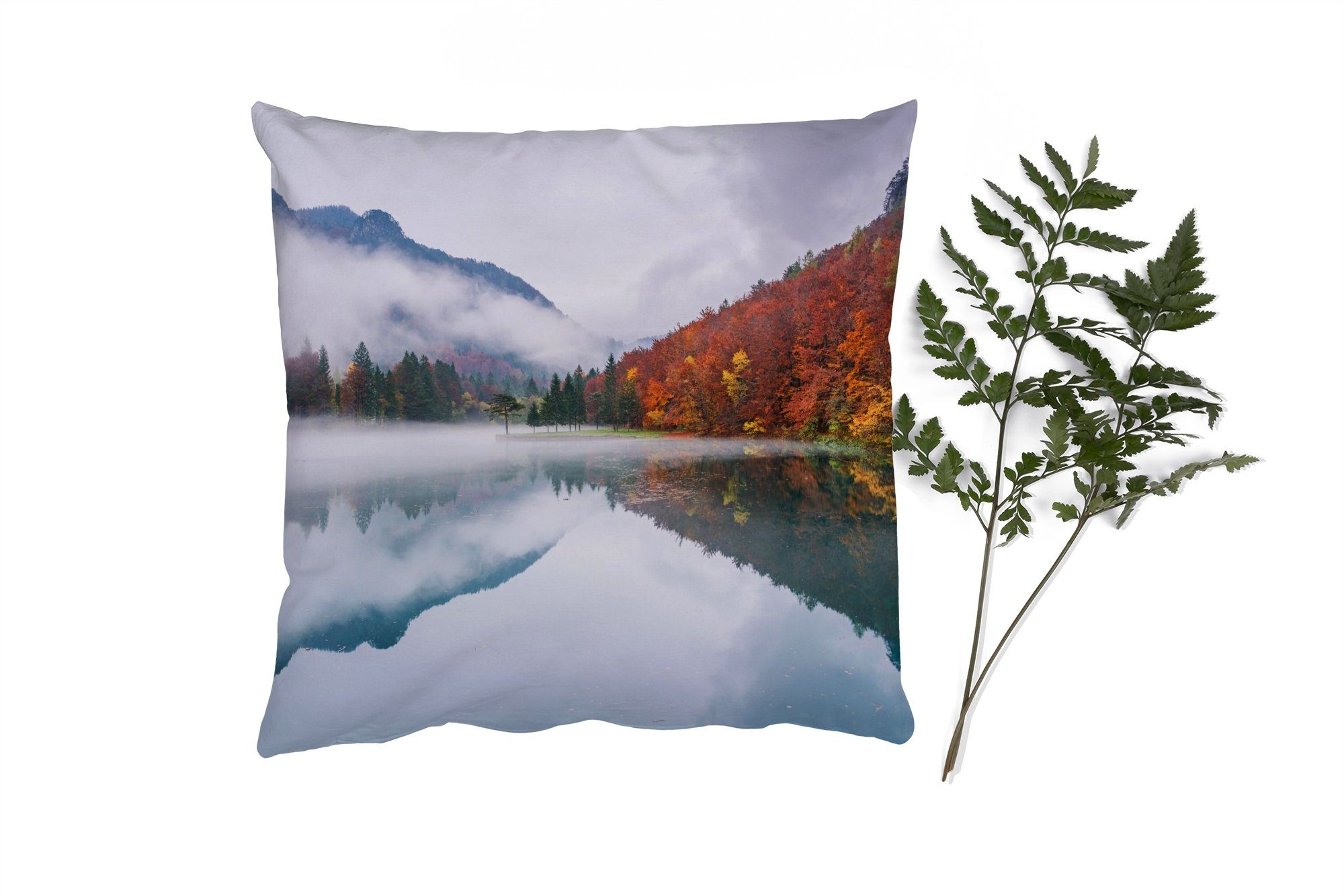 MuchoWow Dekokissen Herbst - Nebel Wasser Deko, - Landschaft, Wohzimmer, für Füllung Schlafzimmer, mit Sofakissen - Zierkissen
