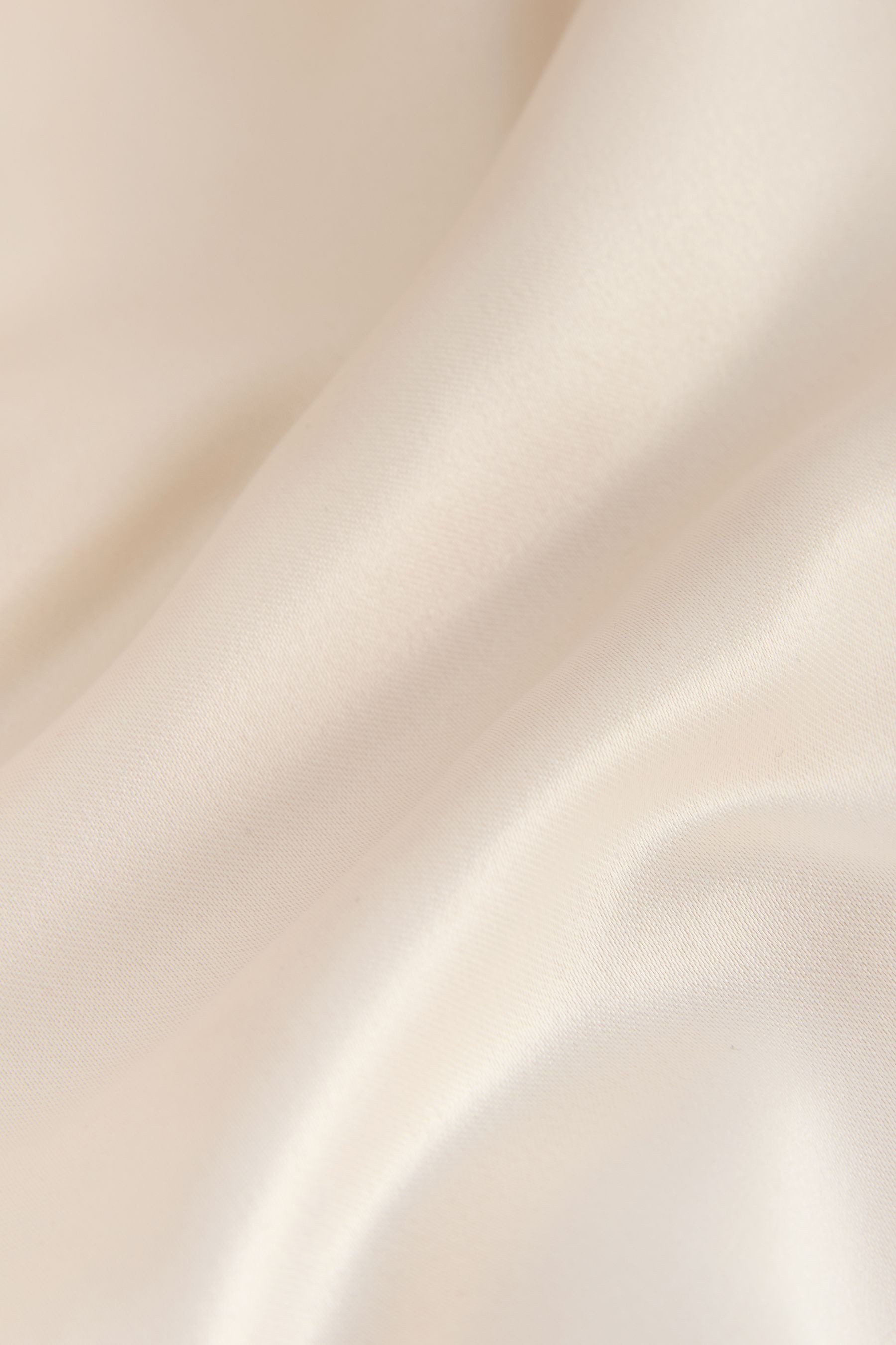 Baker by Ted Baker Satinkleid Baker by Ted festliches Bardot-Kleid aus Satin (1-tlg)