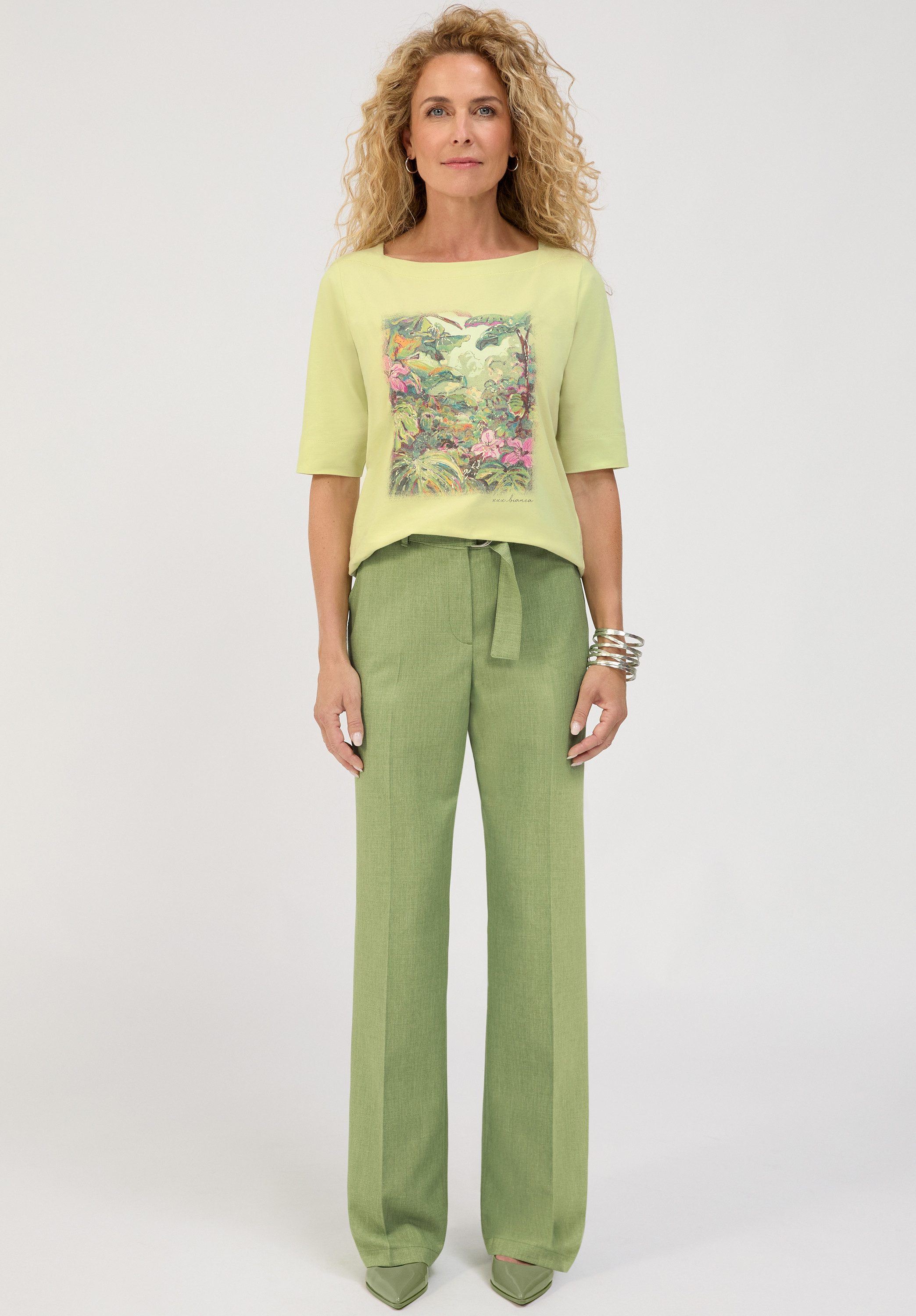 bianca Print-Shirt LOTTI mit modischem Frontprint in Trendfarbe