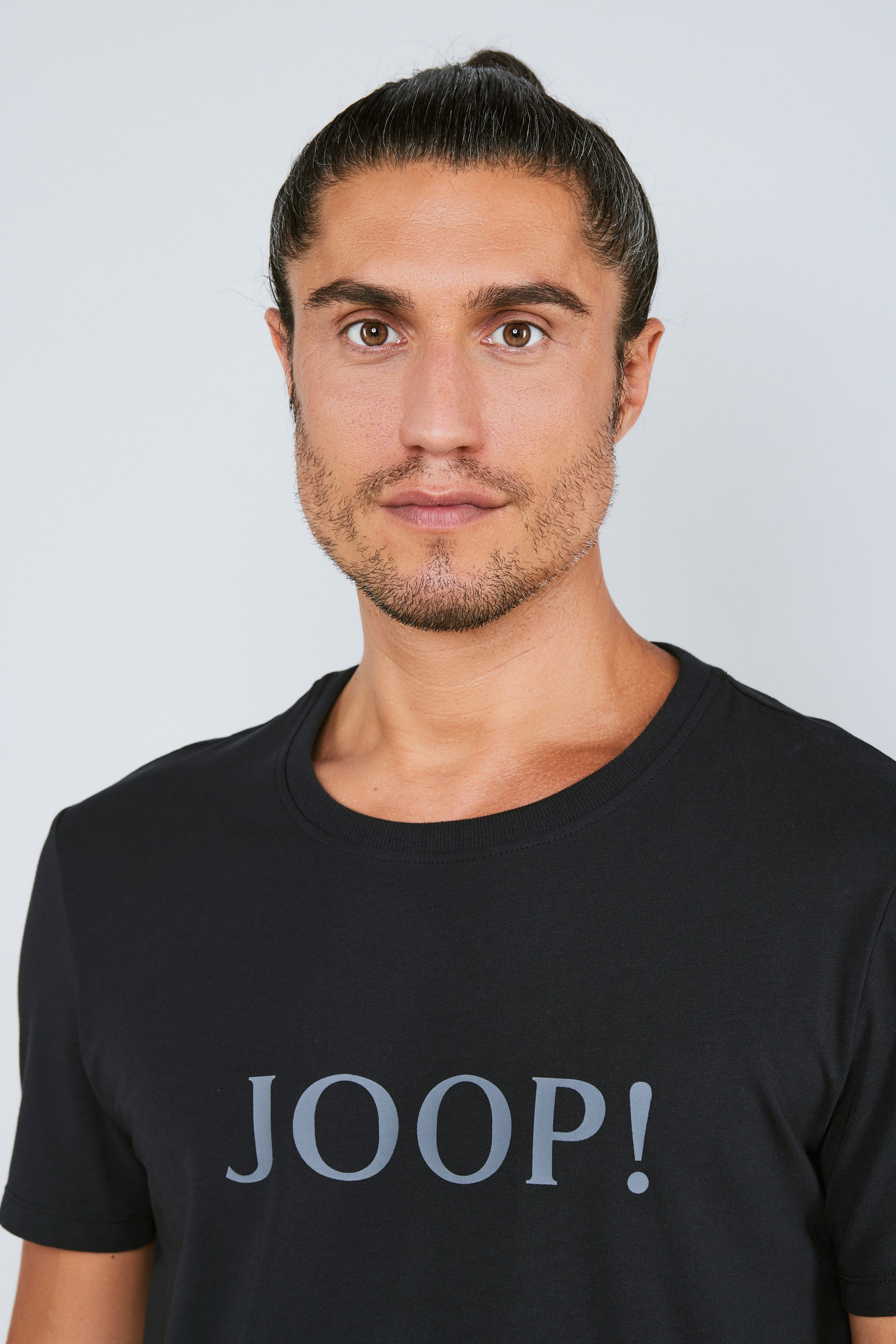 JOOP! T-Shirt Comfort Rundhalsausschnitt, Logoschriftzug, kurzärmelig – Bild 4 von 5
