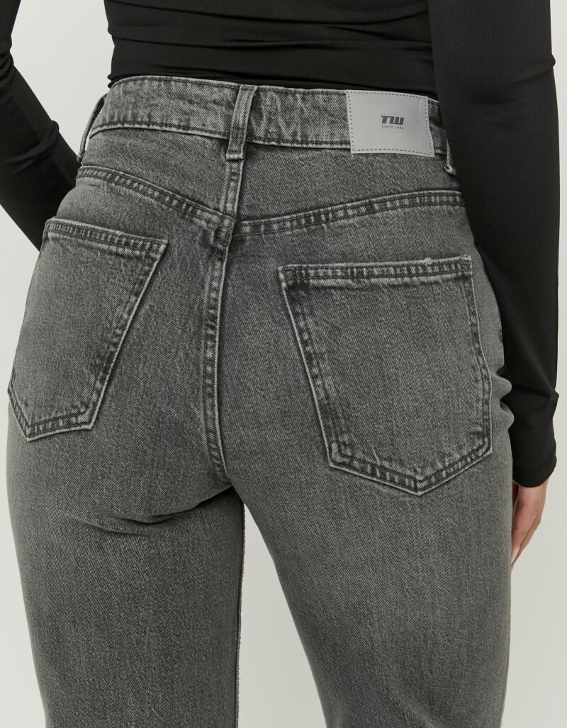 Tally Weijl High-waist-Jeans SPADEPEPPER Baumwollmischung, High-Waist mit geradem Beinverlauf