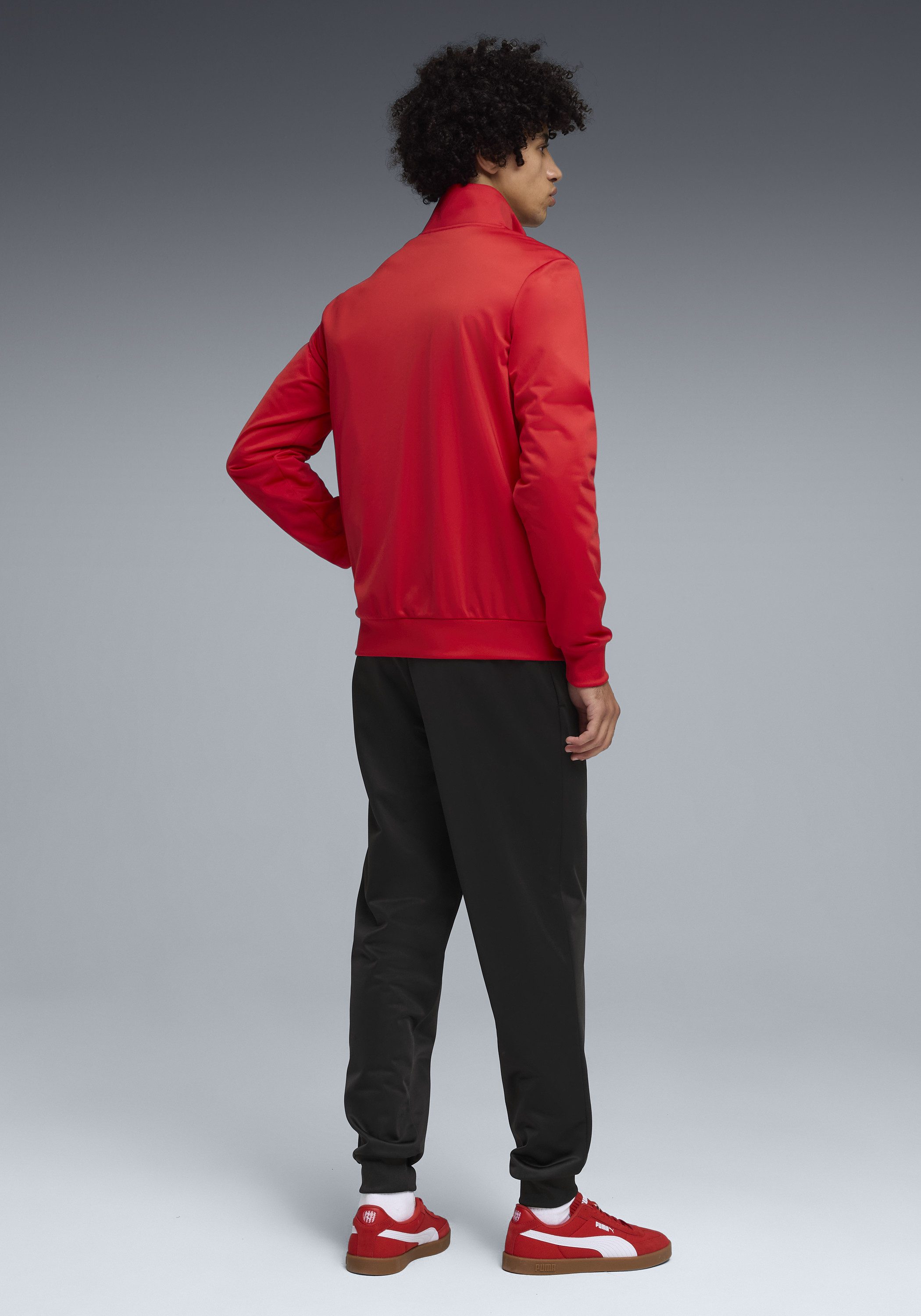 PUMA Trainingsanzug ESS POLY SUIT (2-tlg), Sportanzug, für entspannte Tage, für vielseitige Aktivitäten