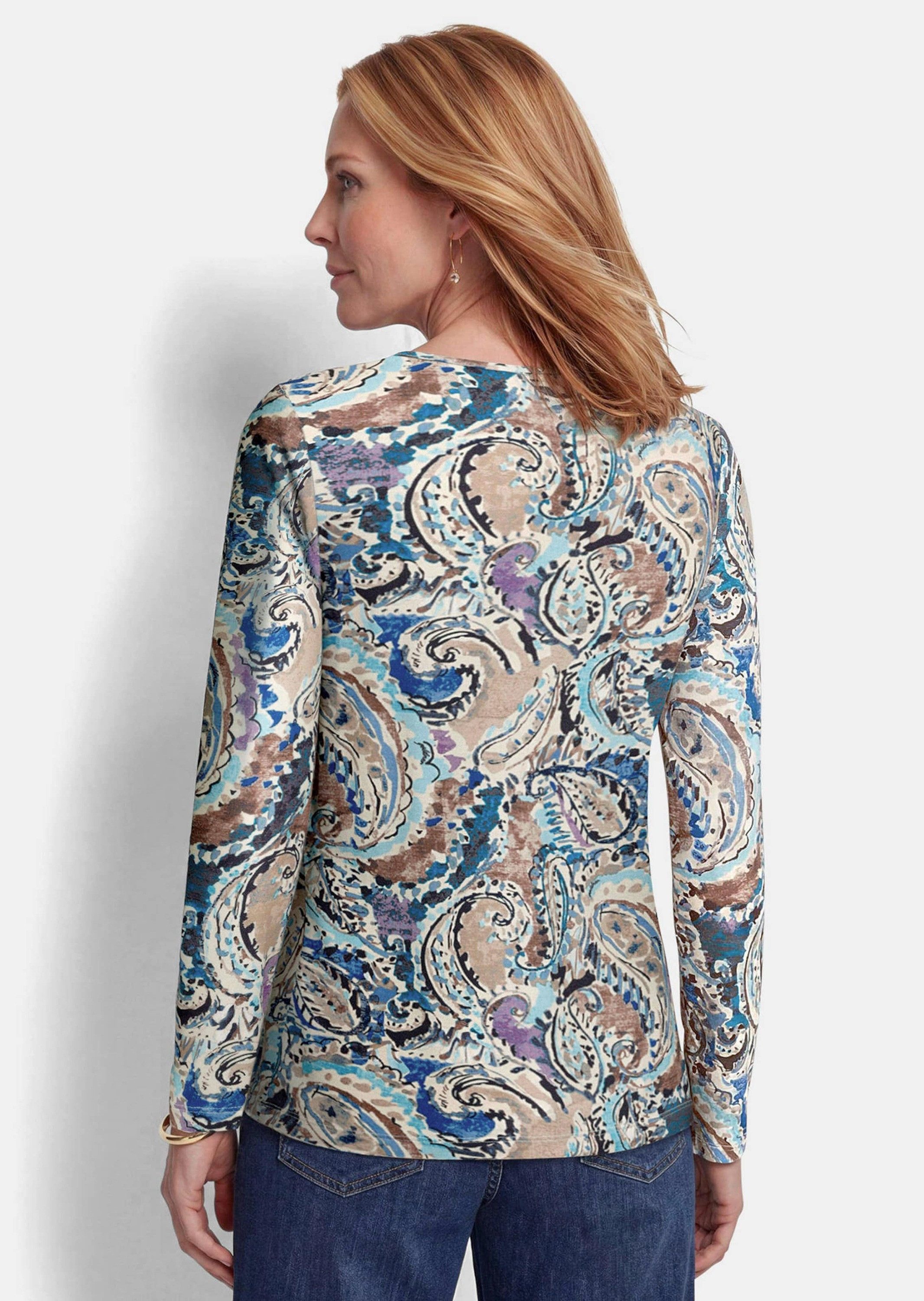 GOLDNER Print-Shirt Kurzgröße: Paisleyshirt mit Schmuckdetail Elastisches Langarmshirt aus Viskose-Jersey mit Zierausschnitt