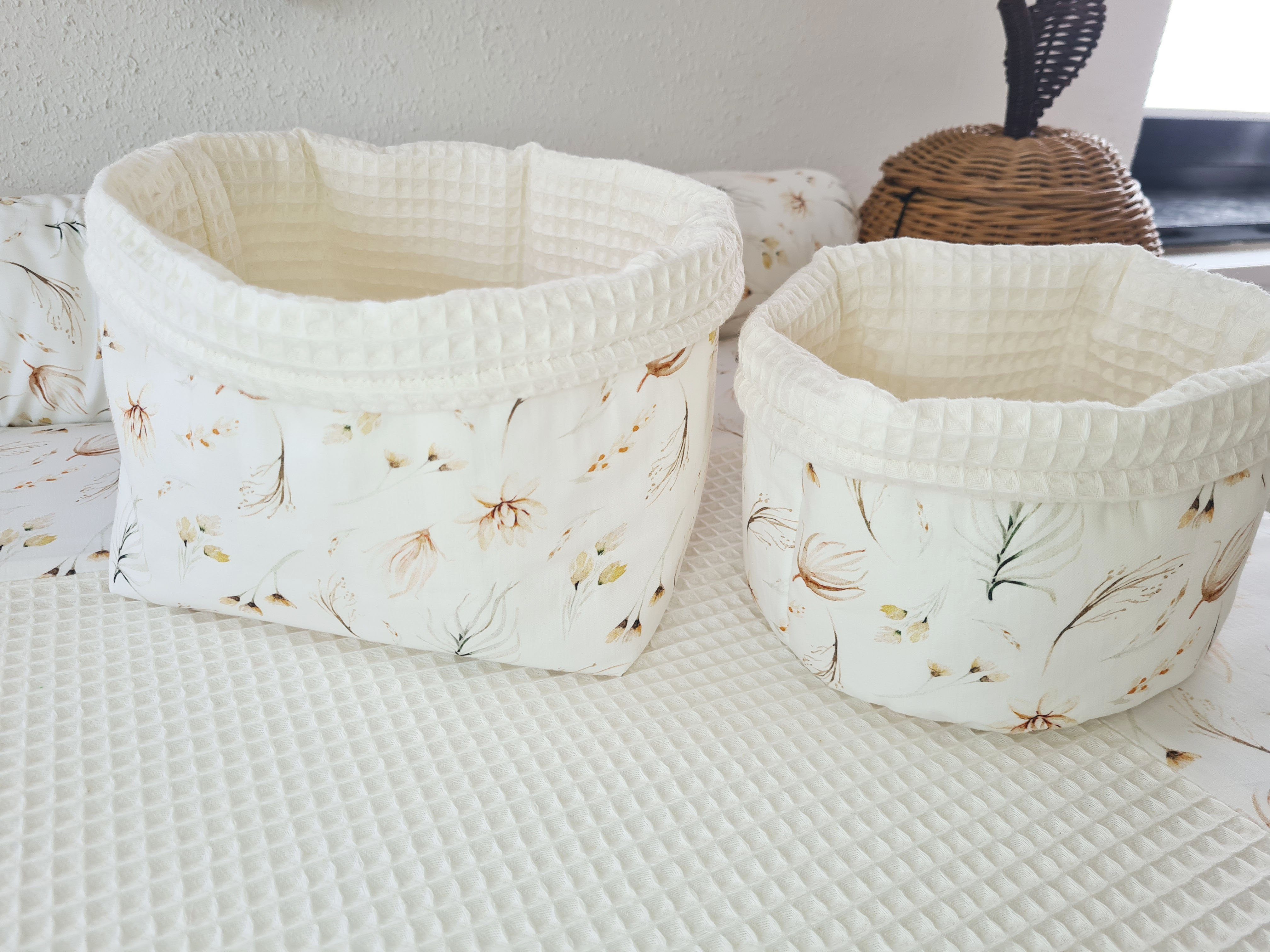 Sissis Traumland Aufbewahrungskorb Sissis Traumland 2er Set Utensilo Wickeltisch Baby, Blossom ecru