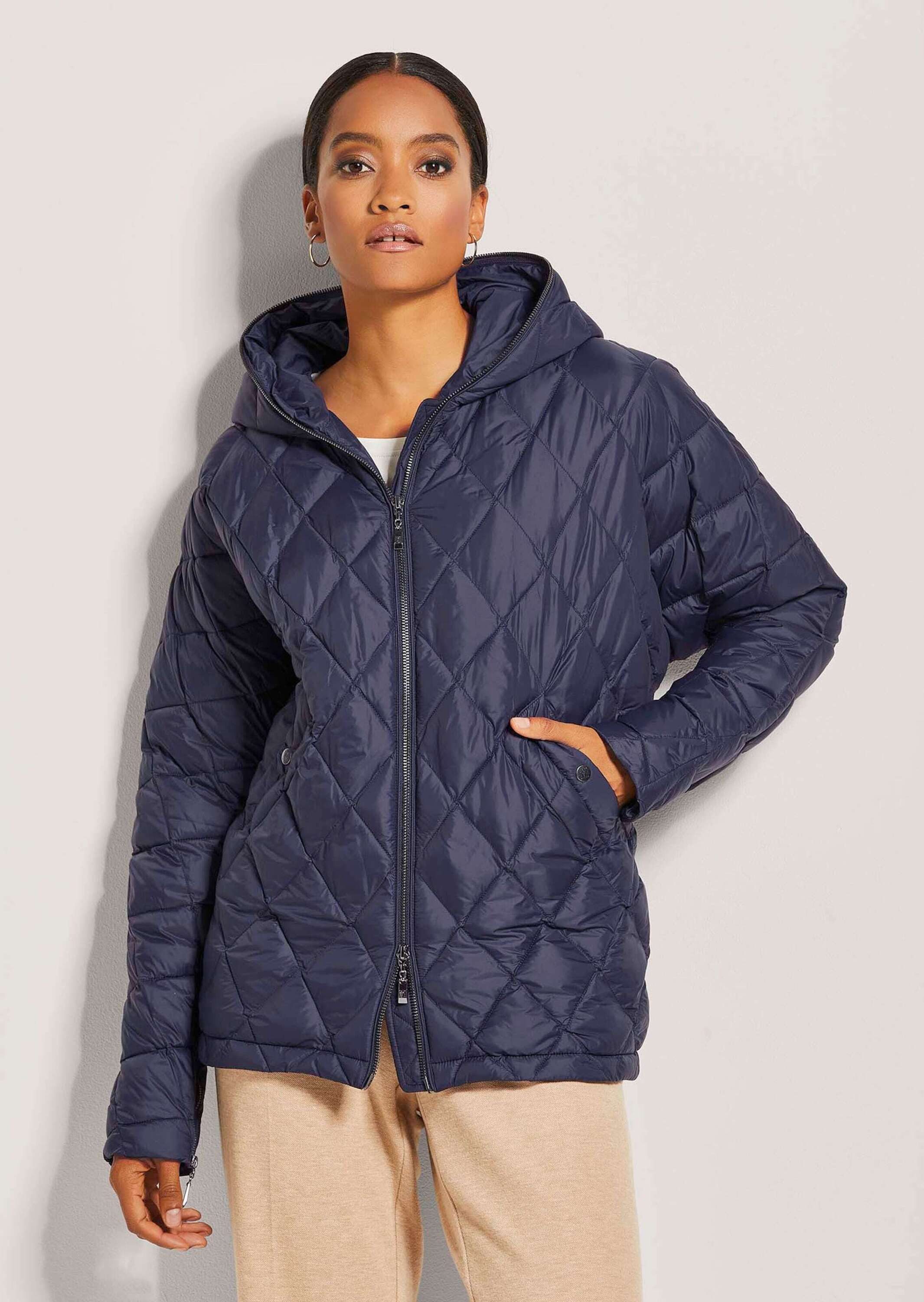 MADELEINE Outdoorjacke Steppjacke mit Kapuze