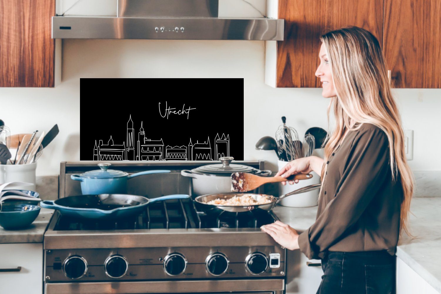 für und Skyline Strichzeichnung Utrecht Küchenrückwand - - und - 60x30 Schmutzflecken Küchen (1-tlg), weiß, Fett Schwarz cm, gegen Wandschutz, MuchoWow