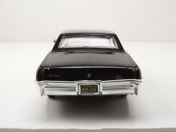 Maisto® Modellauto Buick Riviera 1965 schwarz Modellauto 1:24 Maisto, Maßstab 1:24