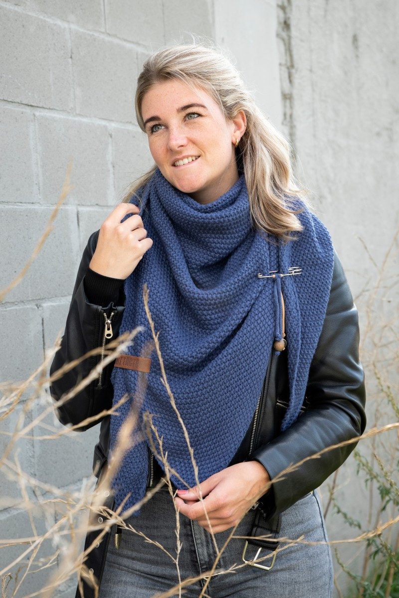 Knit Factory Strickschal Coco Dreiecksschal Sage Green 190x85 cm, (Set, 1-St. Spar-Set), Schal Damen Herren set loop tücher schals winter Strick Mode herbst