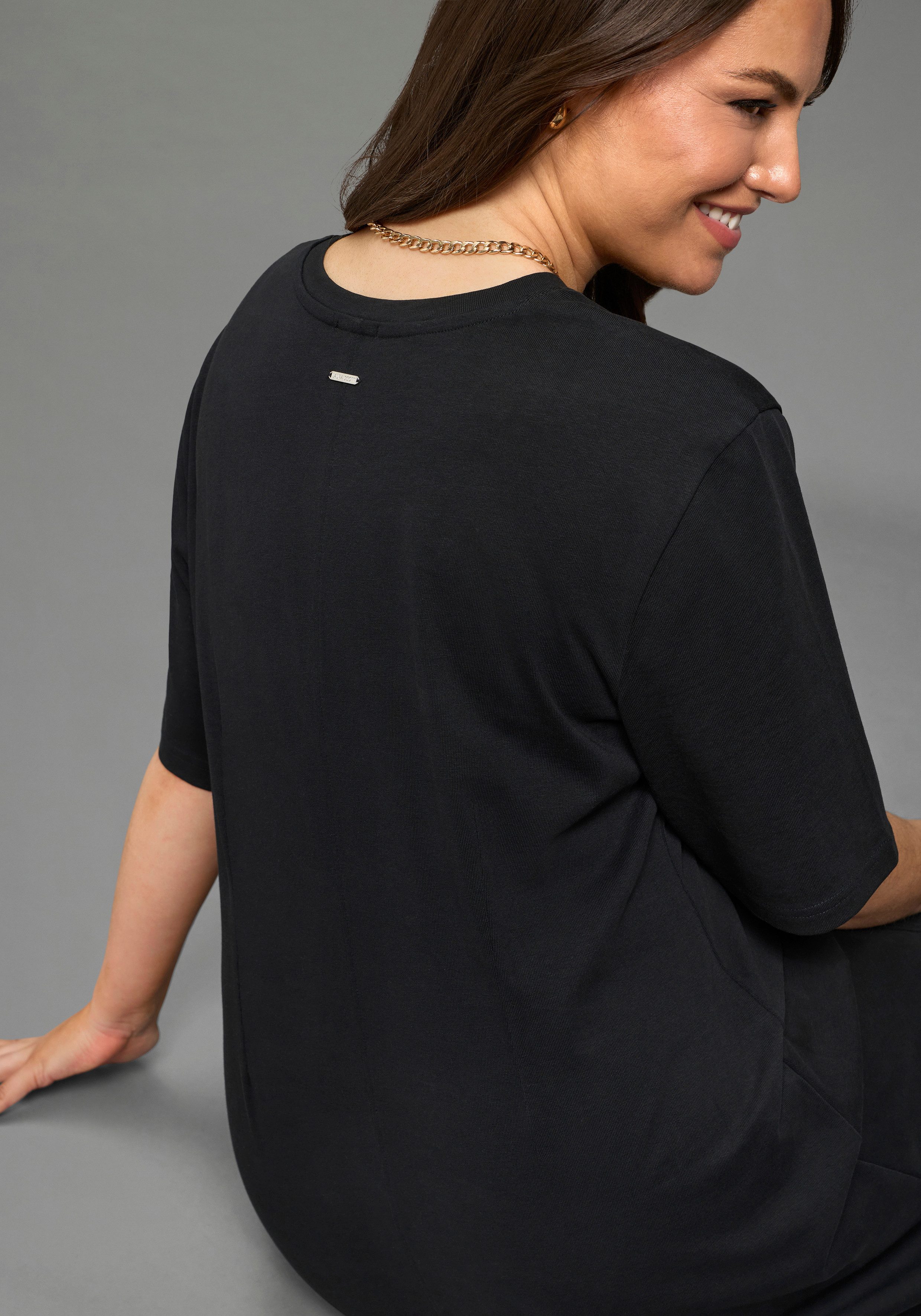 Laura Scott CURVE Maxikleid Große Größen Casual Stil in A-Linie, aus elastischer Shirtware – Bild 4 von 5