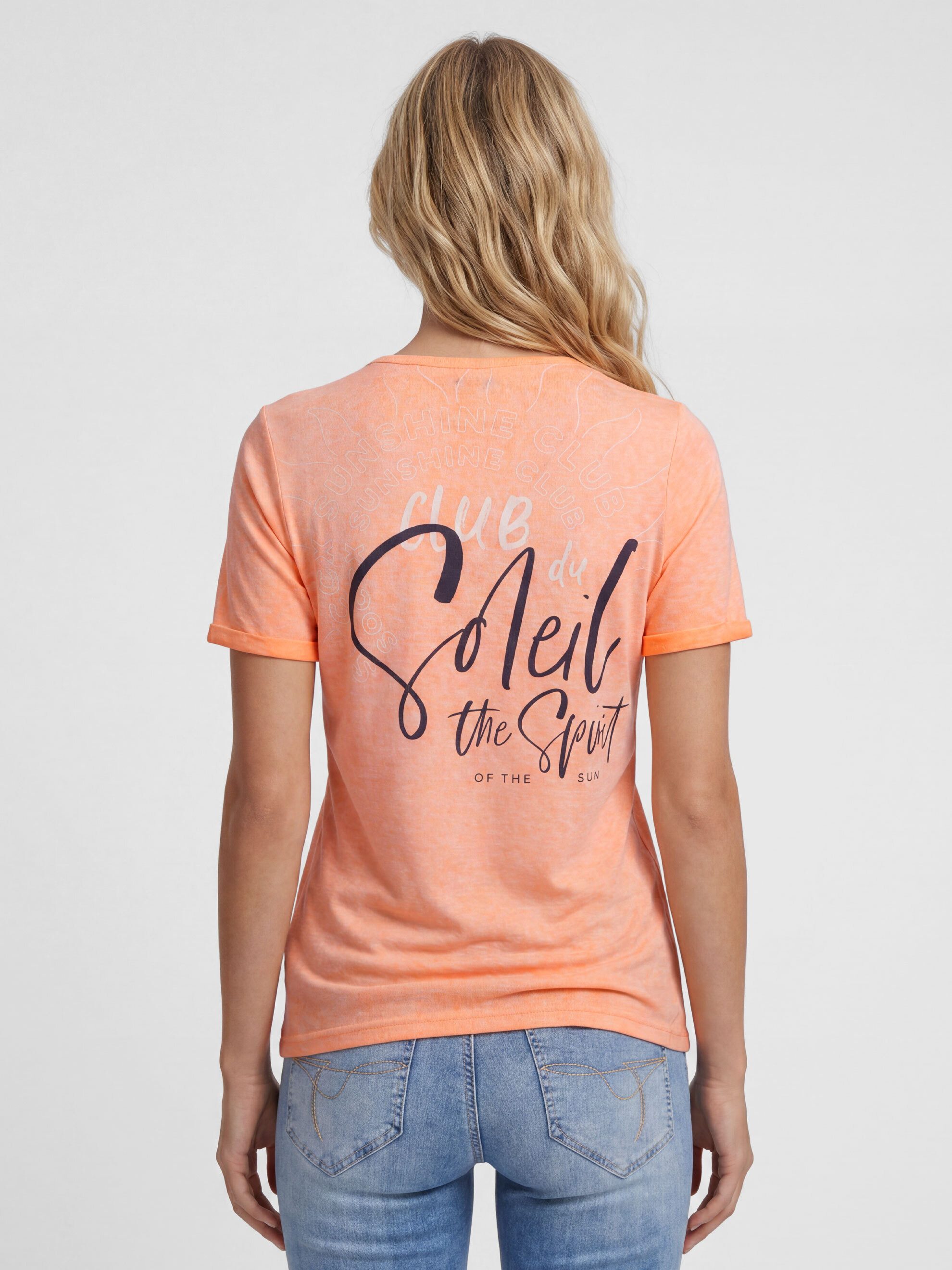 SOCCX V-Shirt mit fixierten Turn-Up-Ärmeln – Bild 5 von 5