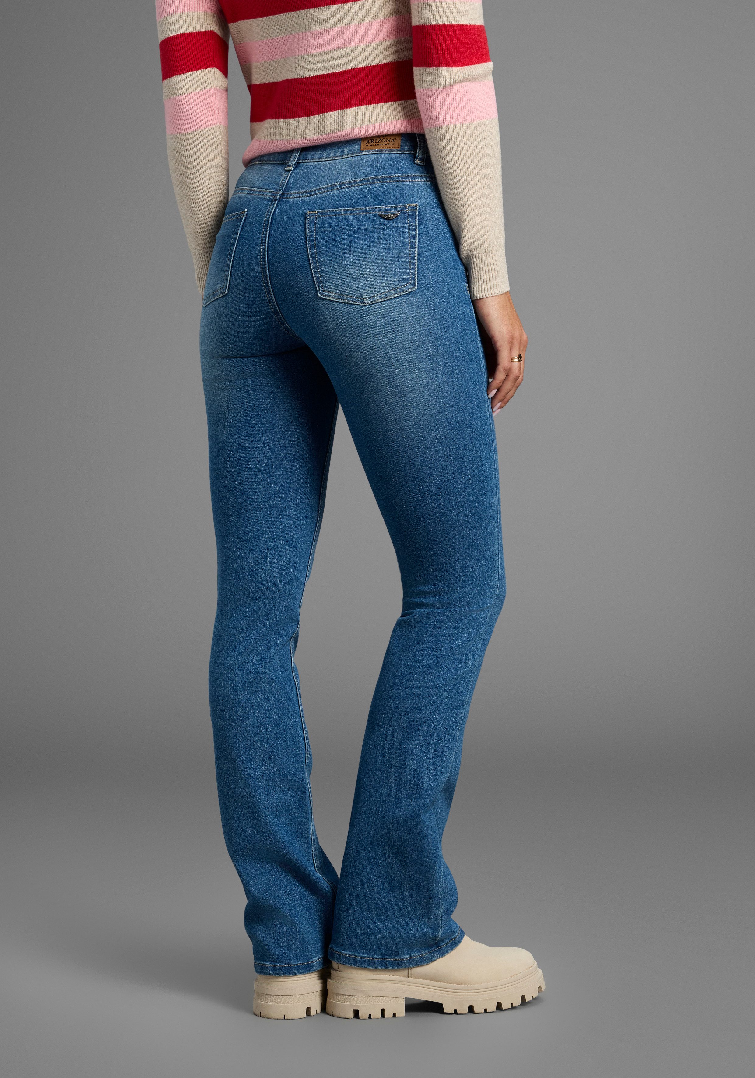 Arizona Bootcut-Jeans Shaping elastische Passform, Bootcut-Beinform, Used-Waschung, hohe Taille