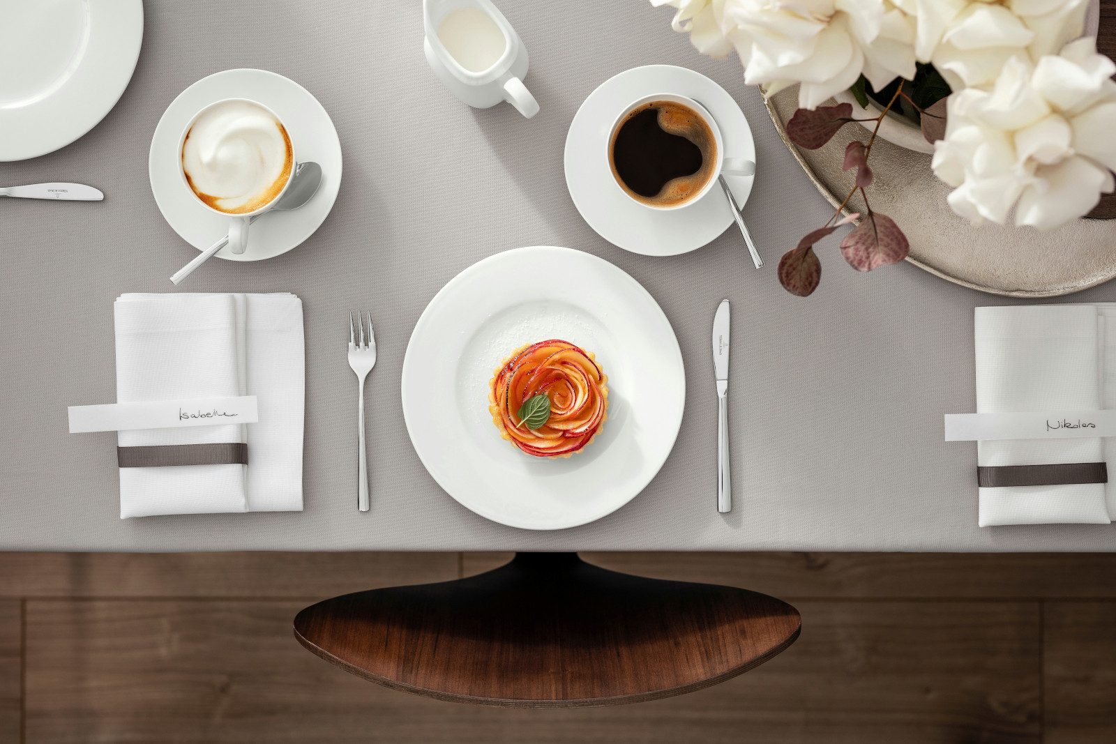 Villeroy & Boch Espressotasse Royal Mokka-/Espressotasse mit Untertasse 2tlg., Premium Porcelain