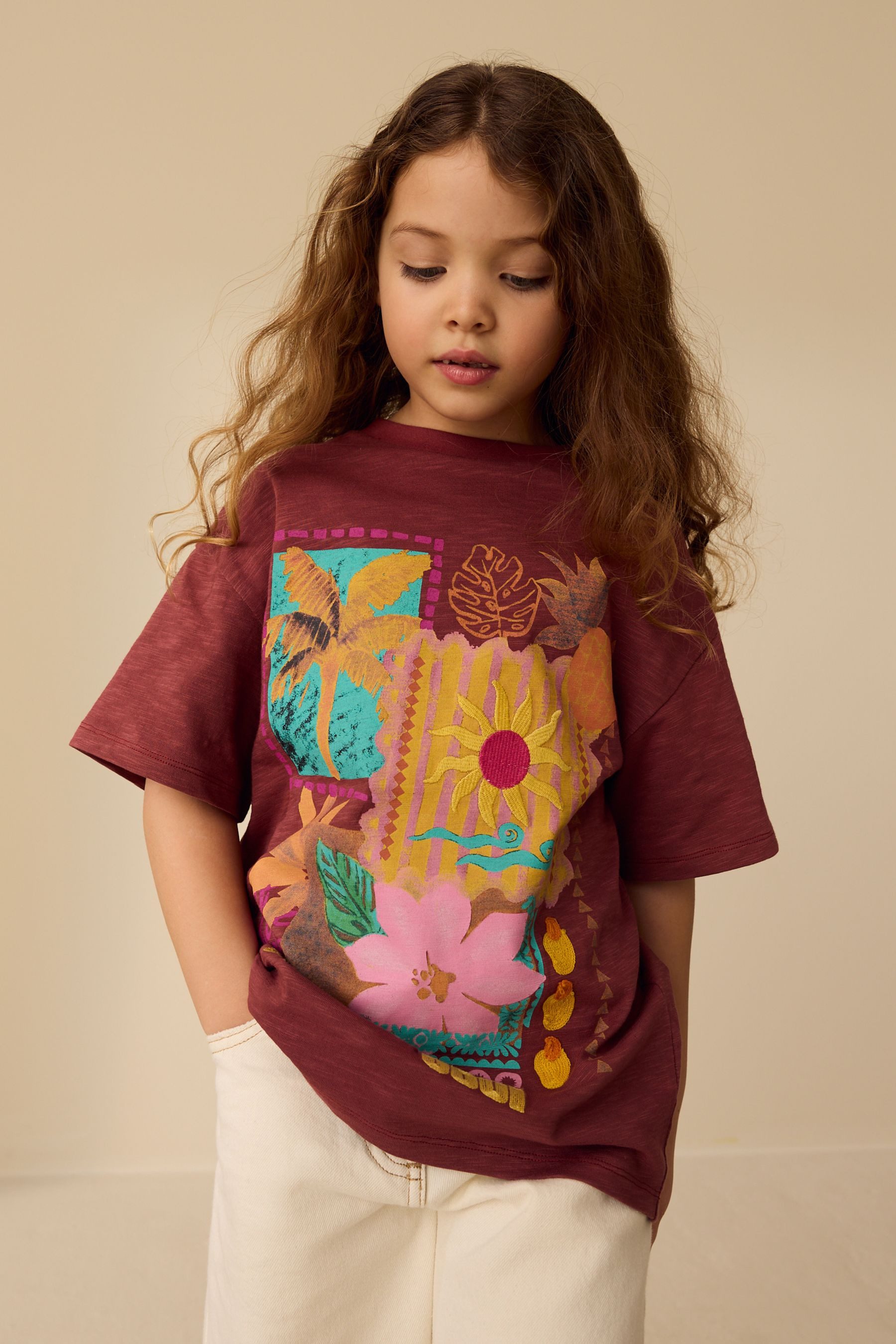T-Shirt Oversized Fit T-Shirt mit Stickerei
