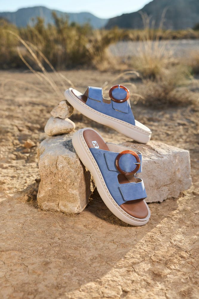 Rieker Pantolette Sommerschuh, Hausschuh, Strandschuh mit Klettriemchen