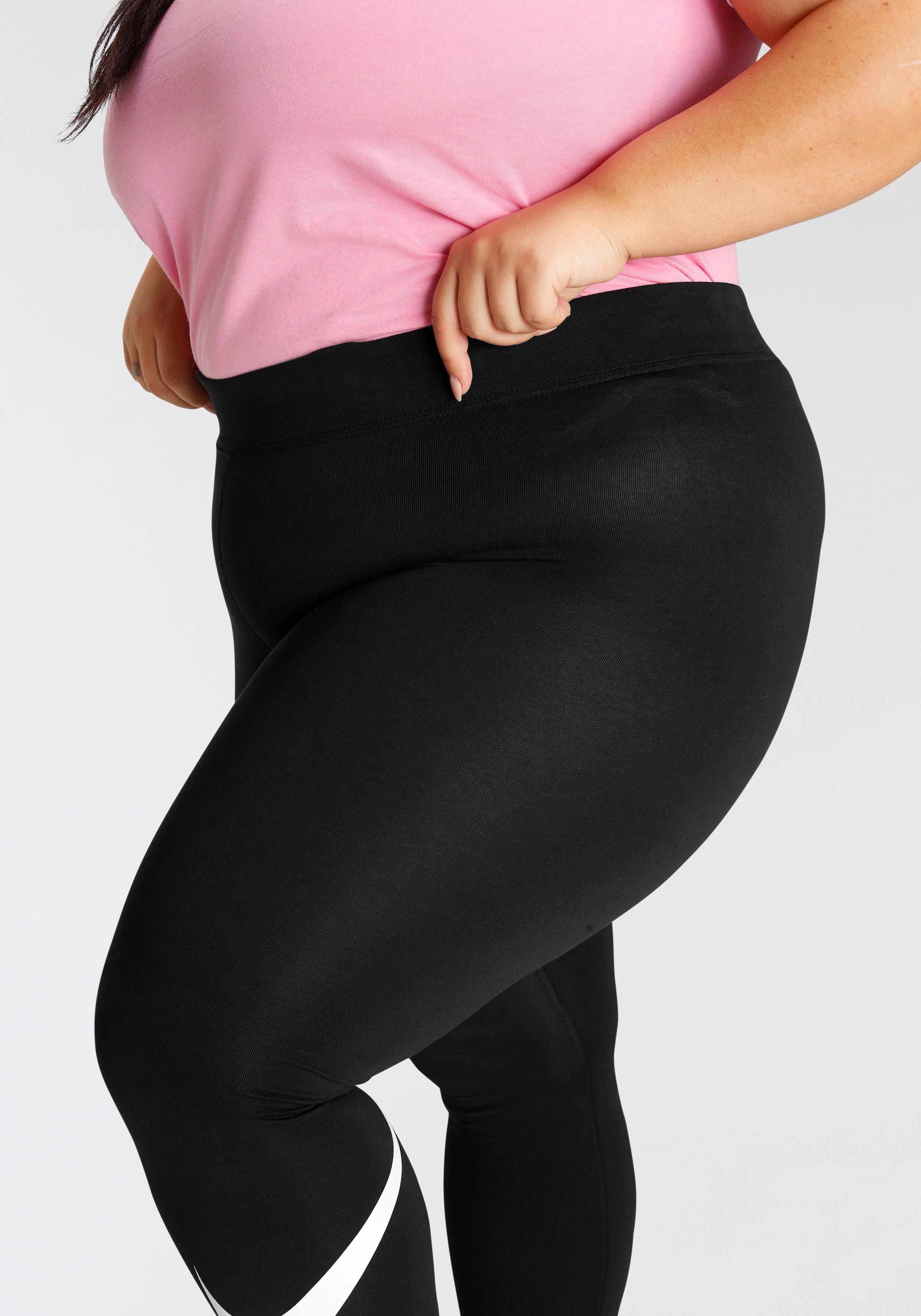 Nike Sportswear Leggings Size) Mid-Rise (Plus Leggings Swoosh Essential Women's