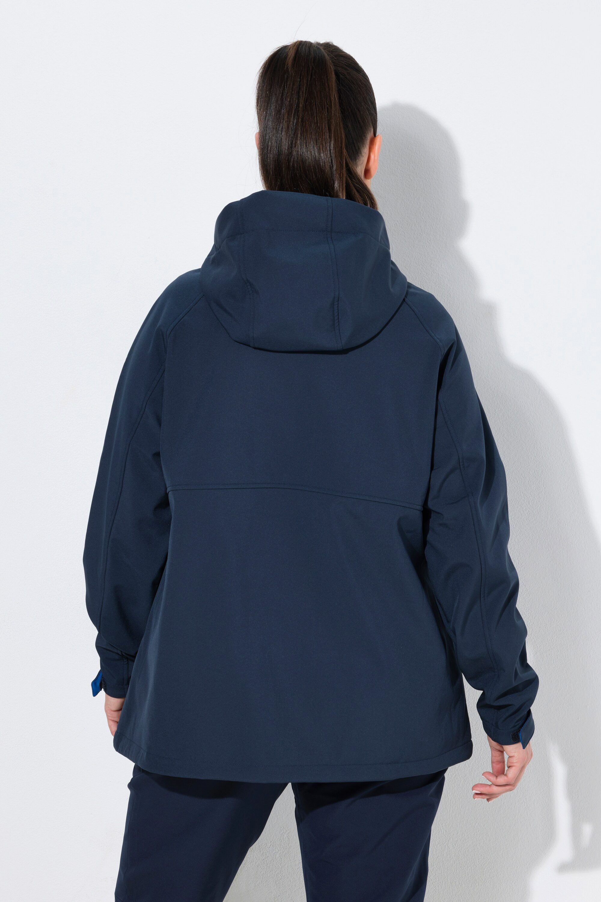 Ulla Popken Softshelljacke Softshelljacke Kapuze Zipptaschen Klettriegel