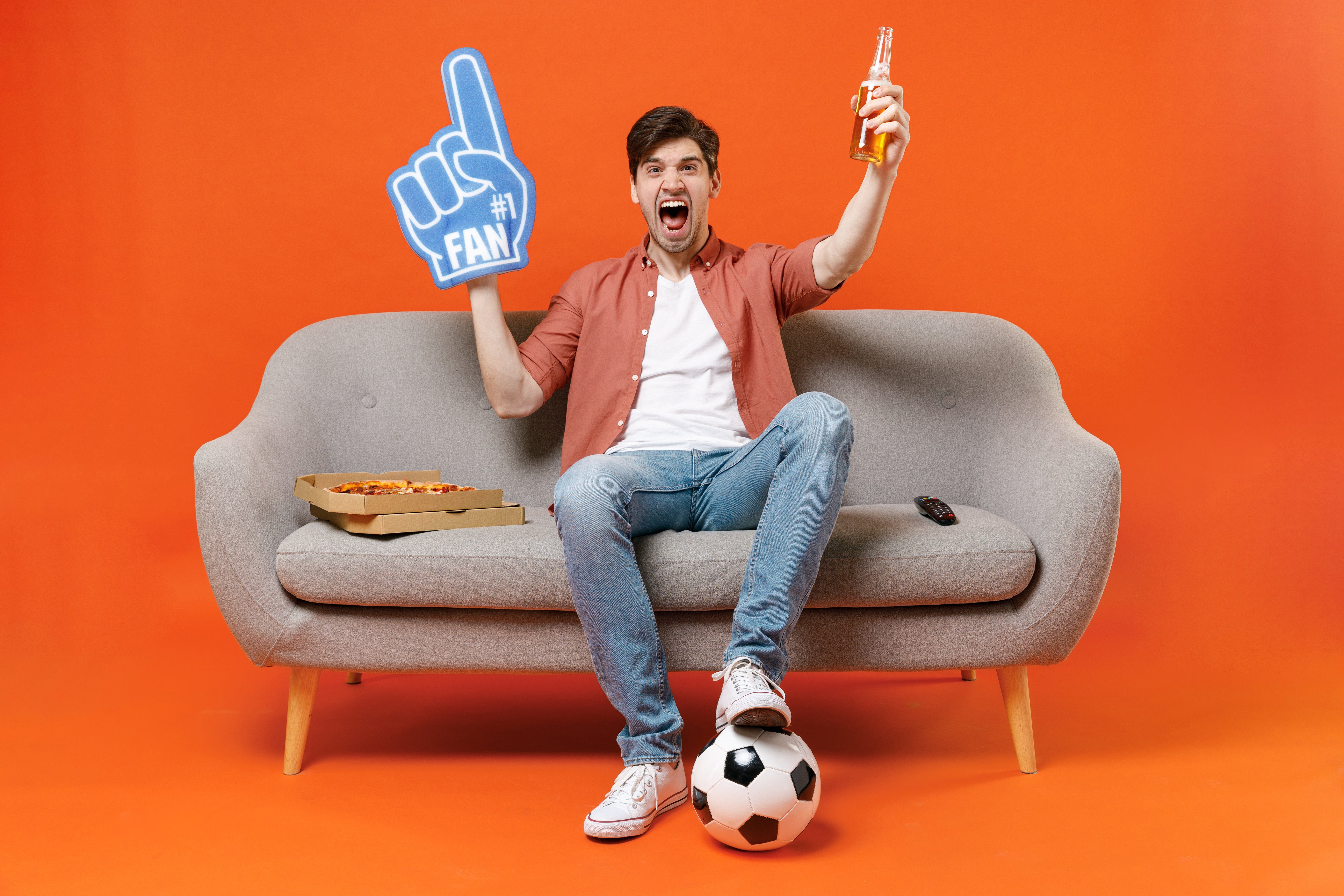 Deggelbam Football Schaumstofffinger Winkehand Jumbofinger - Fanartikel, Deutsche Herstellung!