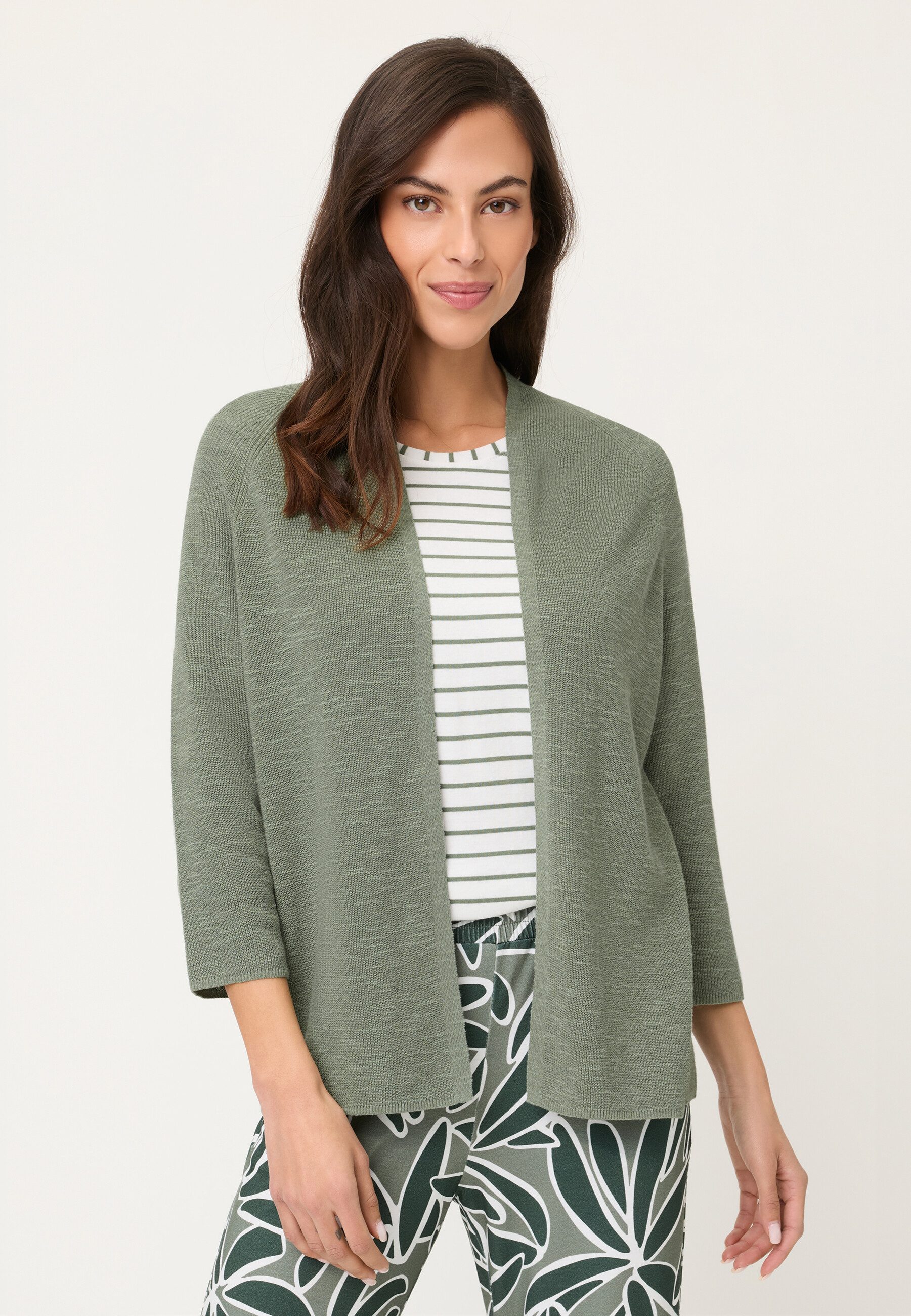 Olsen Cardigan mit Schalkragen und 3/4-Ärmeln