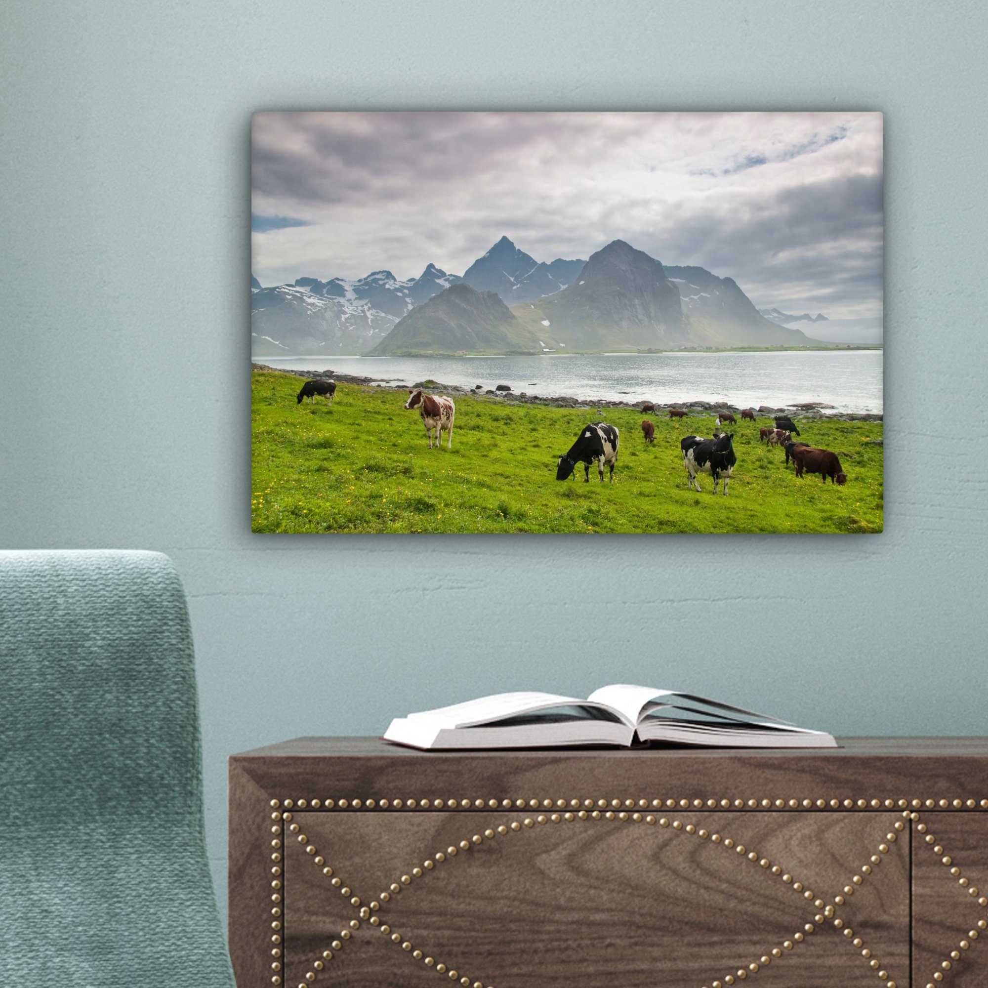 Leinwandbild bunt Leinwandbilder, (1 OneMillionCanvasses® Wanddeko, St), - cm 30x20 Berg Kuh - Wandbild Aufhängefertig, Meer,