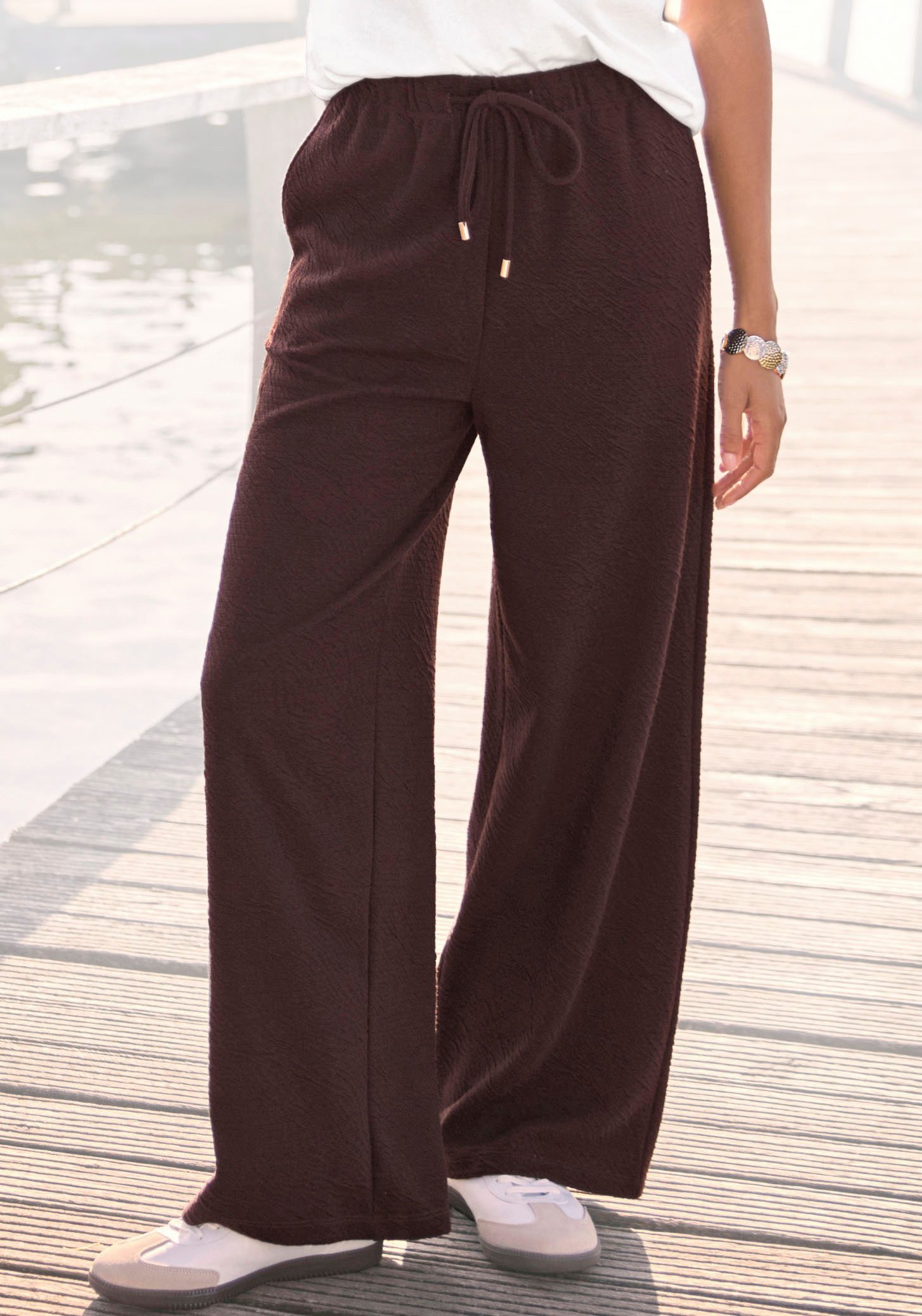 Venice Beach Sweathose mit weitem, lockeren Bein aus softer Strukturware, weite Schlupfhose, casual, luftig