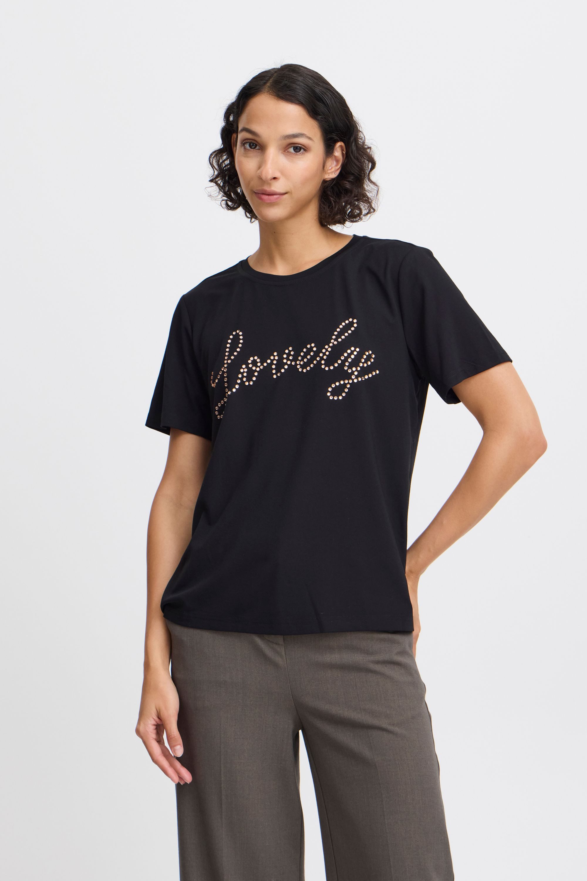 b.young T-Shirt BYUlovely